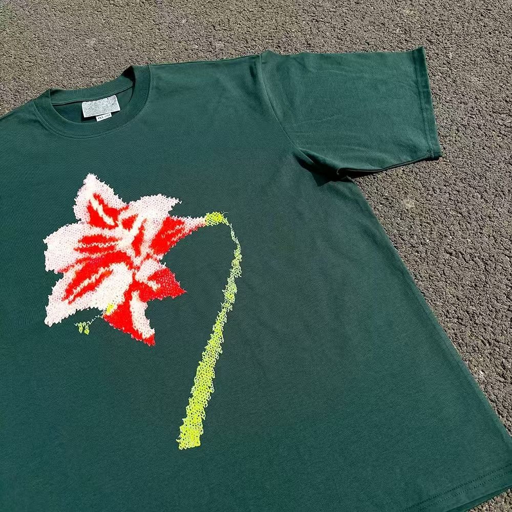 Vintage Green retro floral print cotton t-shirt Size US M / EU 48-50 / 2 - 3 Thumbnail