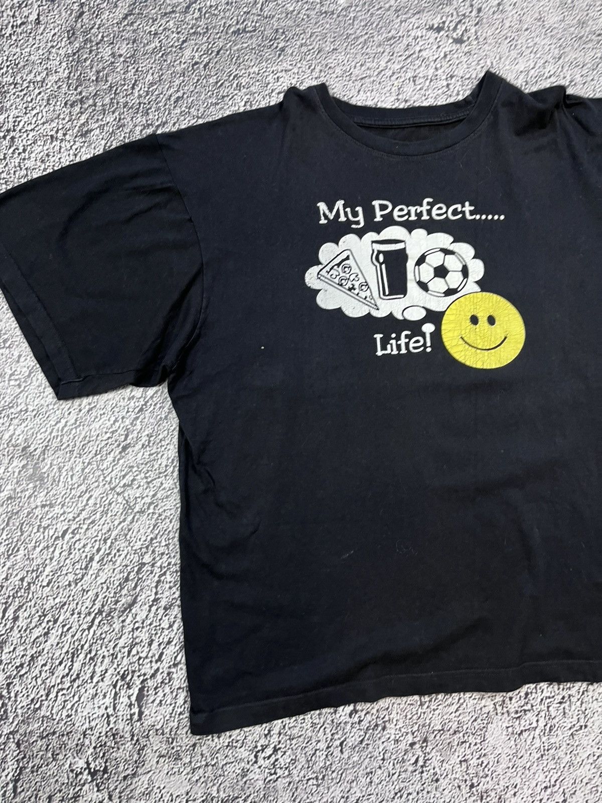 Vintage Vintage 90s Faded Humor Perfect Life Logo Tee Size XXL Size US XXL / EU 58 / 5 - 2 Thumbnail
