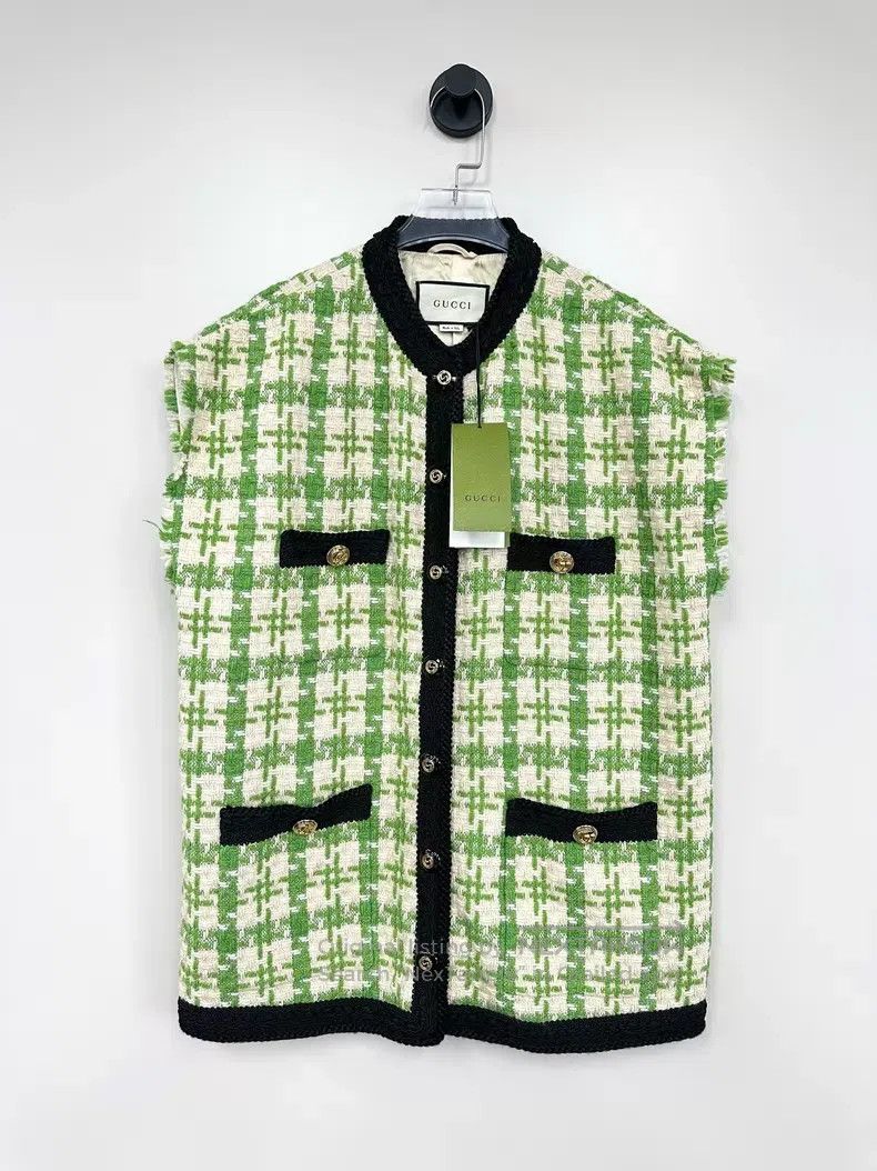 Gucci Gucci White and green tweed small fragrant vest jacket Size S / US 4 / IT 40 - 1 Thumbnail