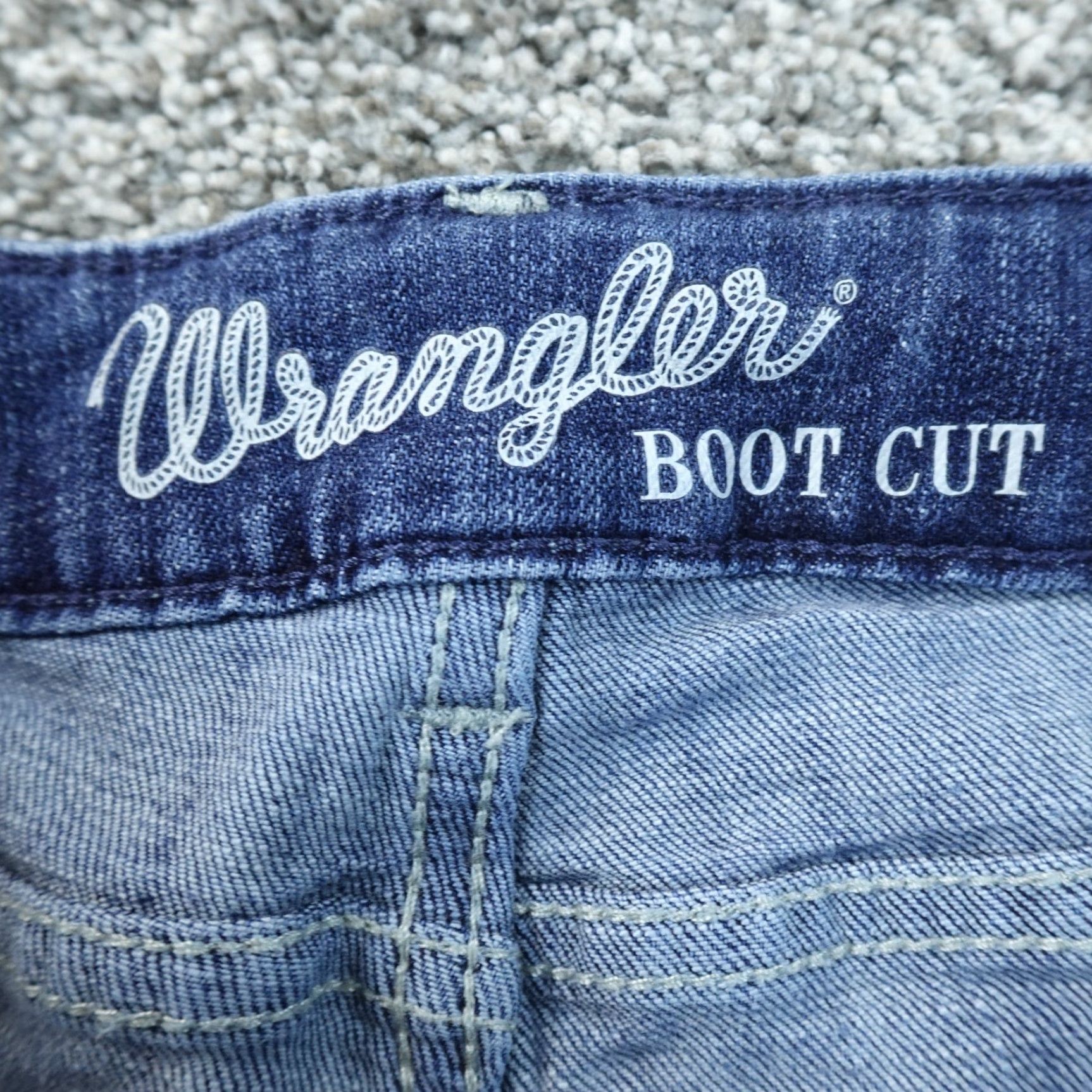 Wrangler Wrangler Jeans Womens 5 Dark Blue Denim Pants Mid Rise Boot Cut Western Rodeo Ranch Rancher Cowgirl Flex Faded Stretch Size 27" / US 4 / IT 40 - 6 Thumbnail