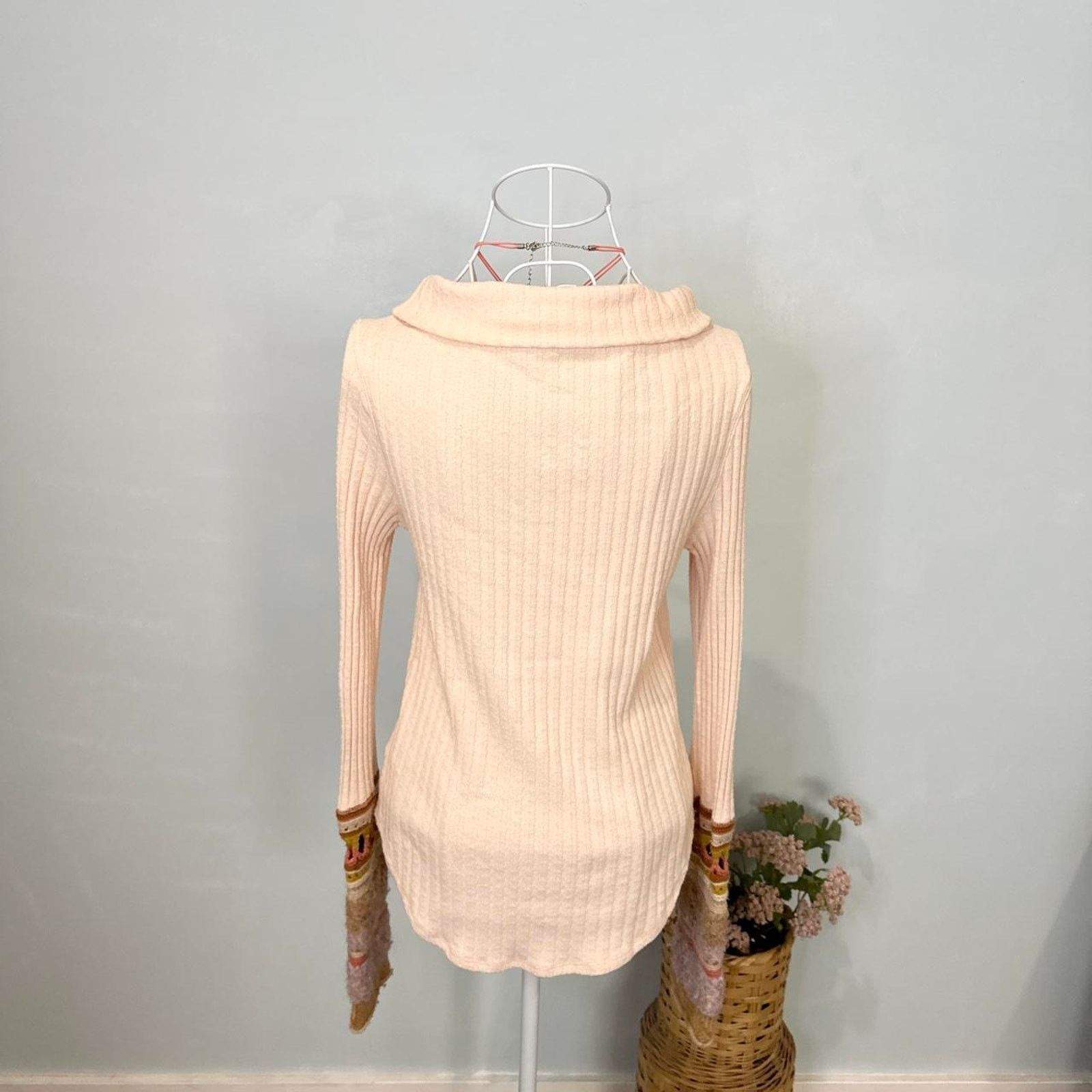 Free People pink Free People long sleeve ribbed henley thermal sweater Size M / US 6-8 / IT 42-44 - 5 Thumbnail