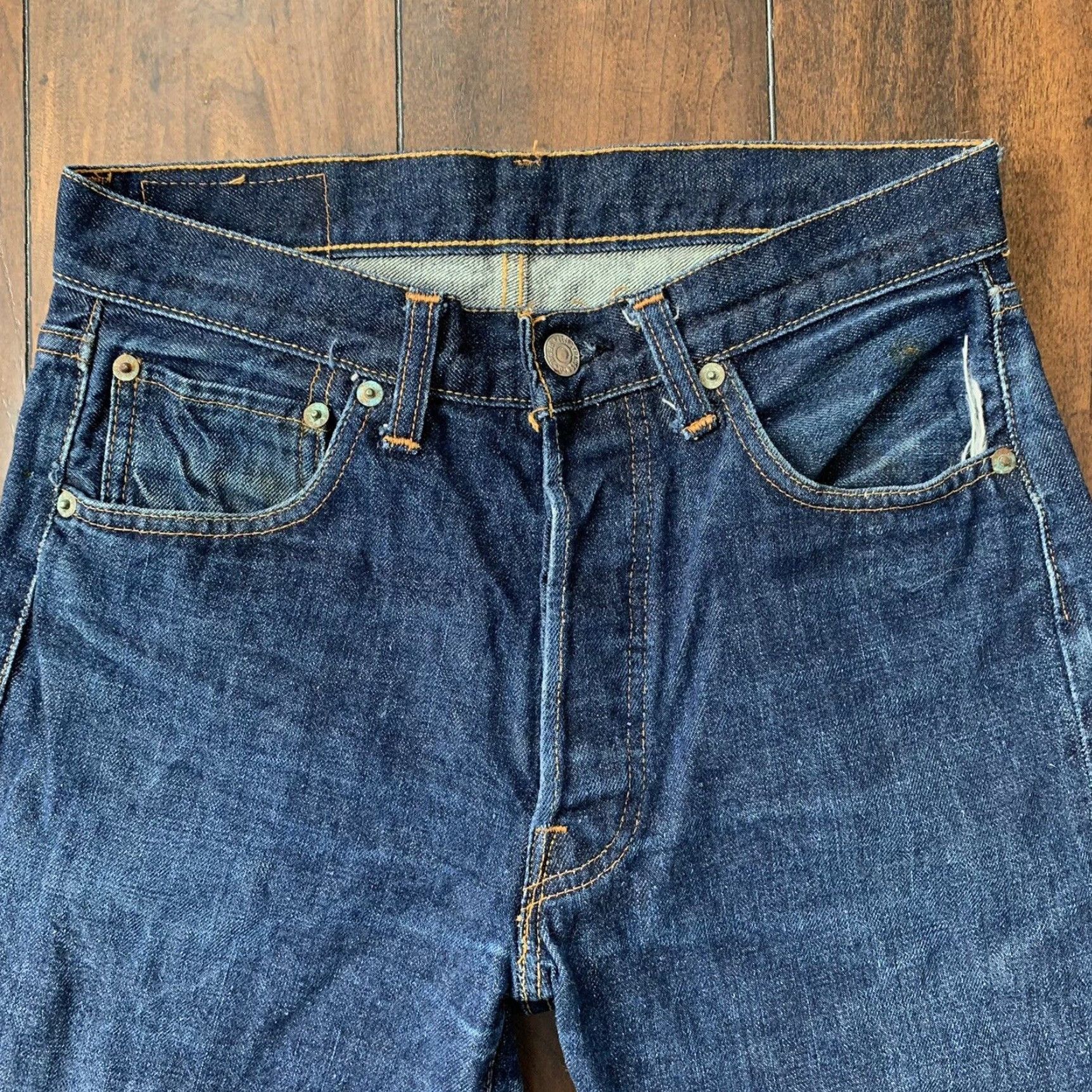 Levi's VINTAGE Levi's 501 XX Big E Denim Jeans Dark 29x34 Regular Men Blue 60s 501 Series Straight Jeans with Belt Loops Size US 29 - 3 Thumbnail