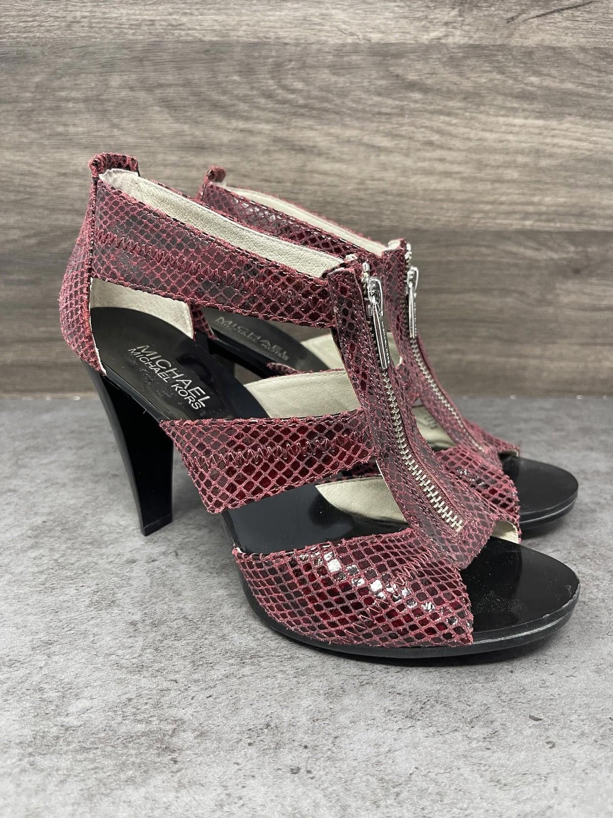 Michael Kors Michael Kors Shoes Womens Size 8 Berkley T Strap Sandals Size US 8 / IT 38 - 4 Thumbnail