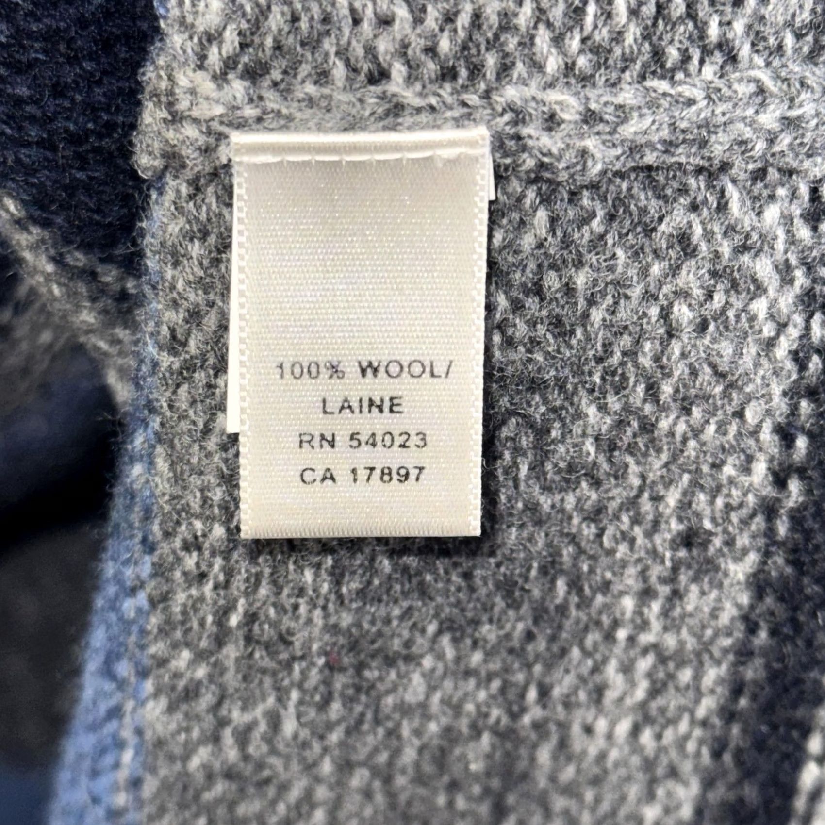 Banana Republic VINTAGE Banana Republic Sweater Mens M Gray Striped Half Zip Mock Neck 100% Wool Size US M / EU 48-50 / 2 - 5 Thumbnail