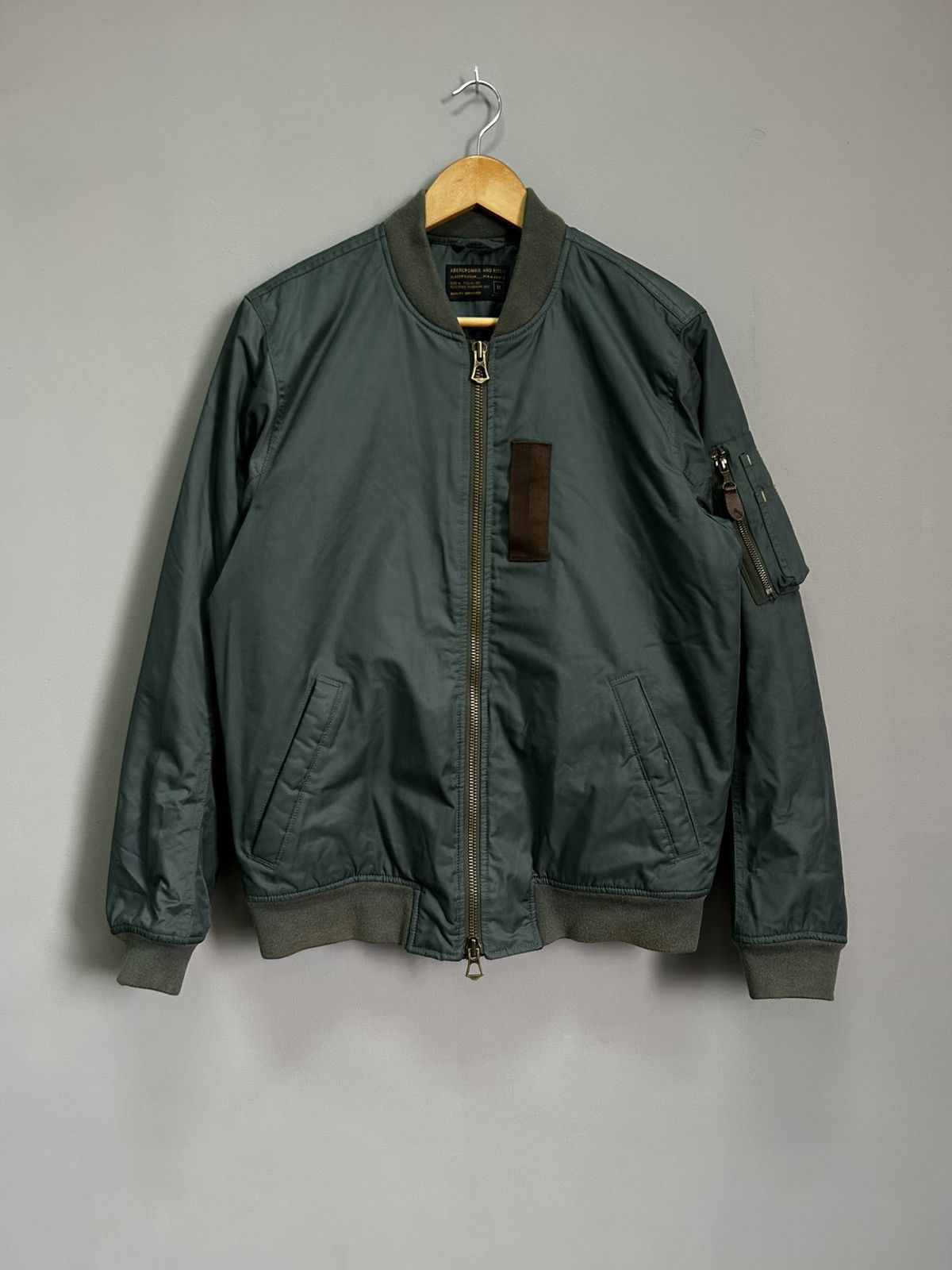 Abercrombie & Fitch Abercrombie And Fitch Vintage Bomber Jacket 3 Men's Size M Size US M / EU 48-50 / 2 - 2 Thumbnail