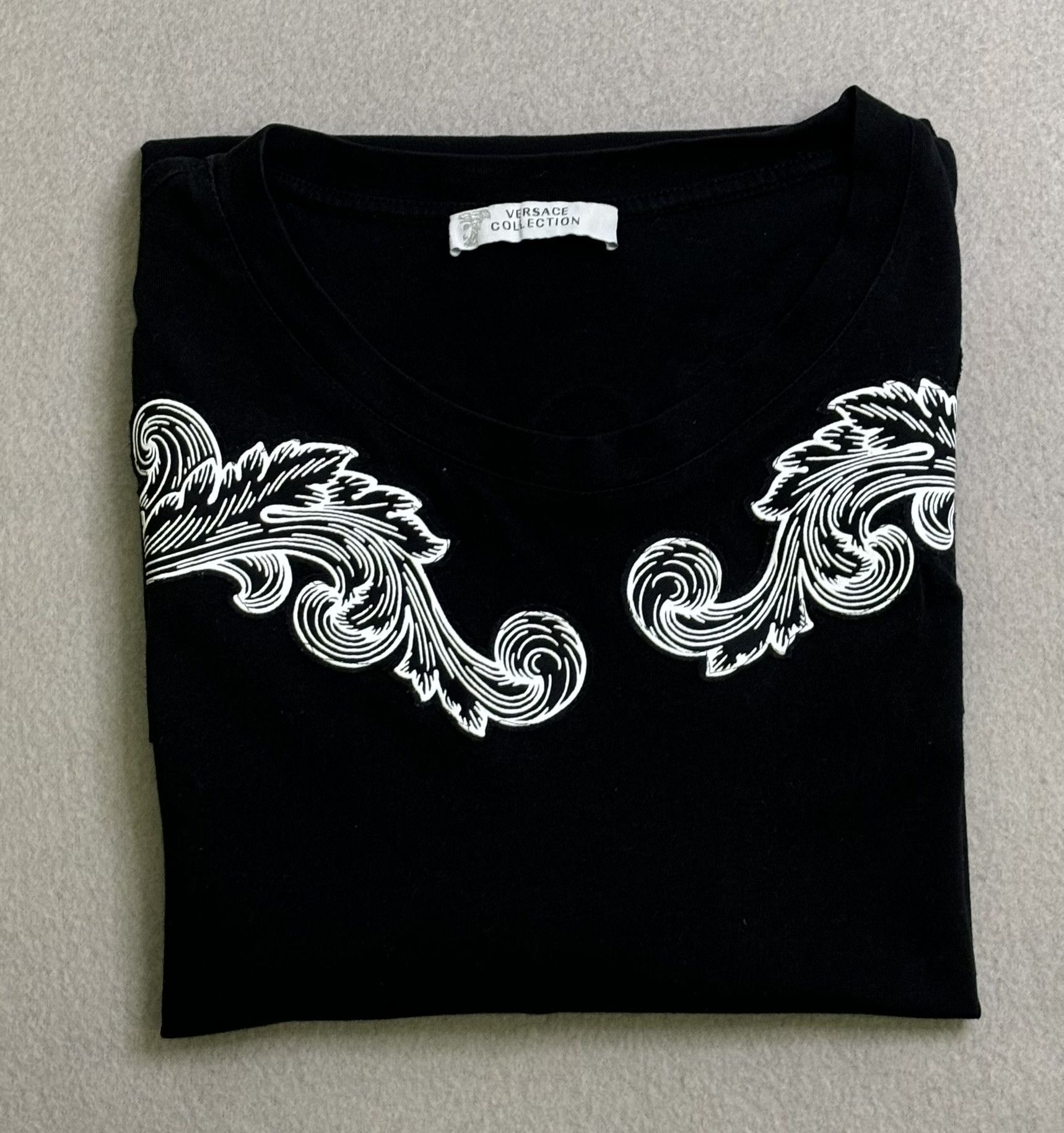 Versace Ganni Versace Black T-shirt Size L Size US L / EU 52-54 / 3 - 18 Thumbnail