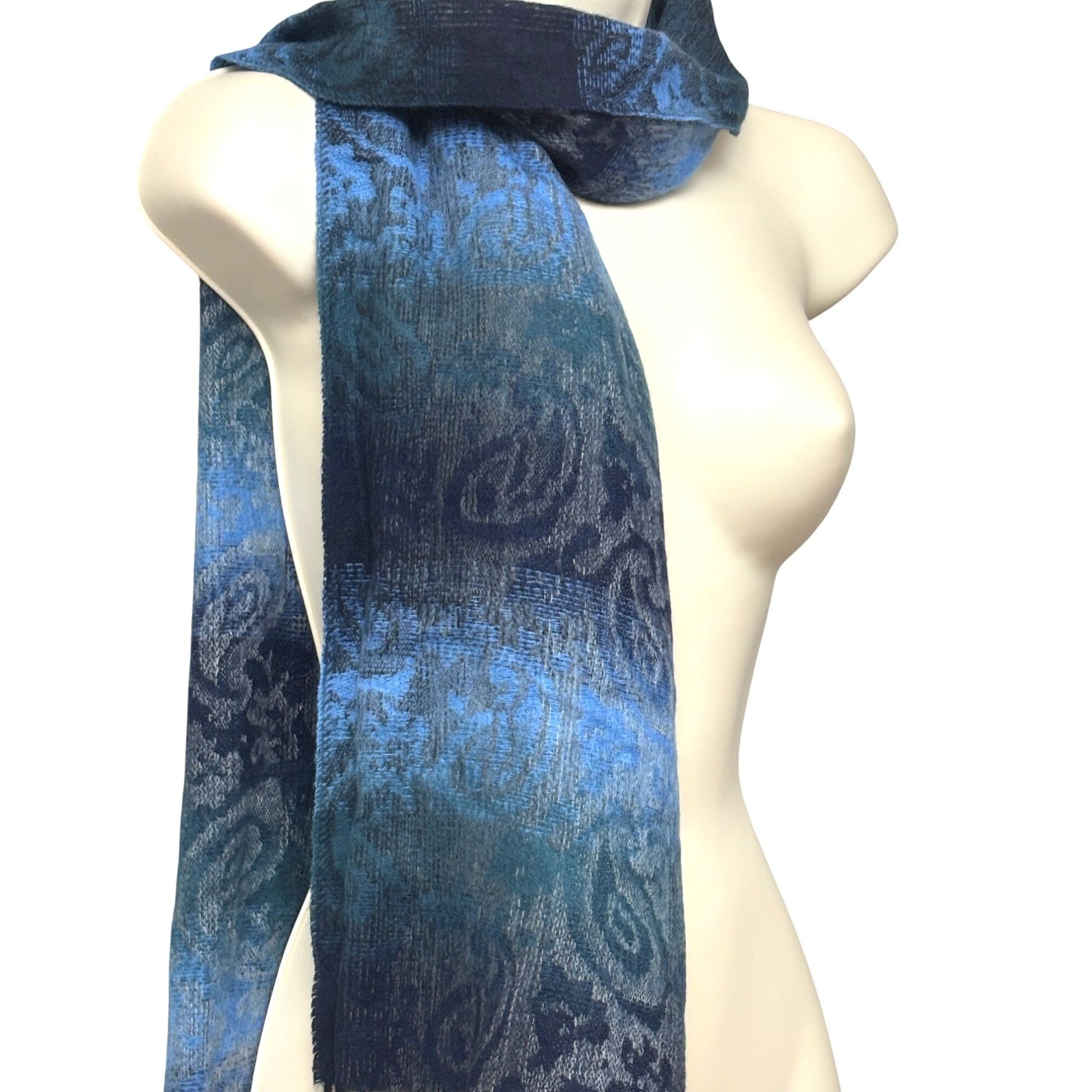 Steve Madden Steve Madden Mid Weight Ombré Paisley Scarf, 11”x 70”, Blue Size ONE SIZE - 7 Thumbnail