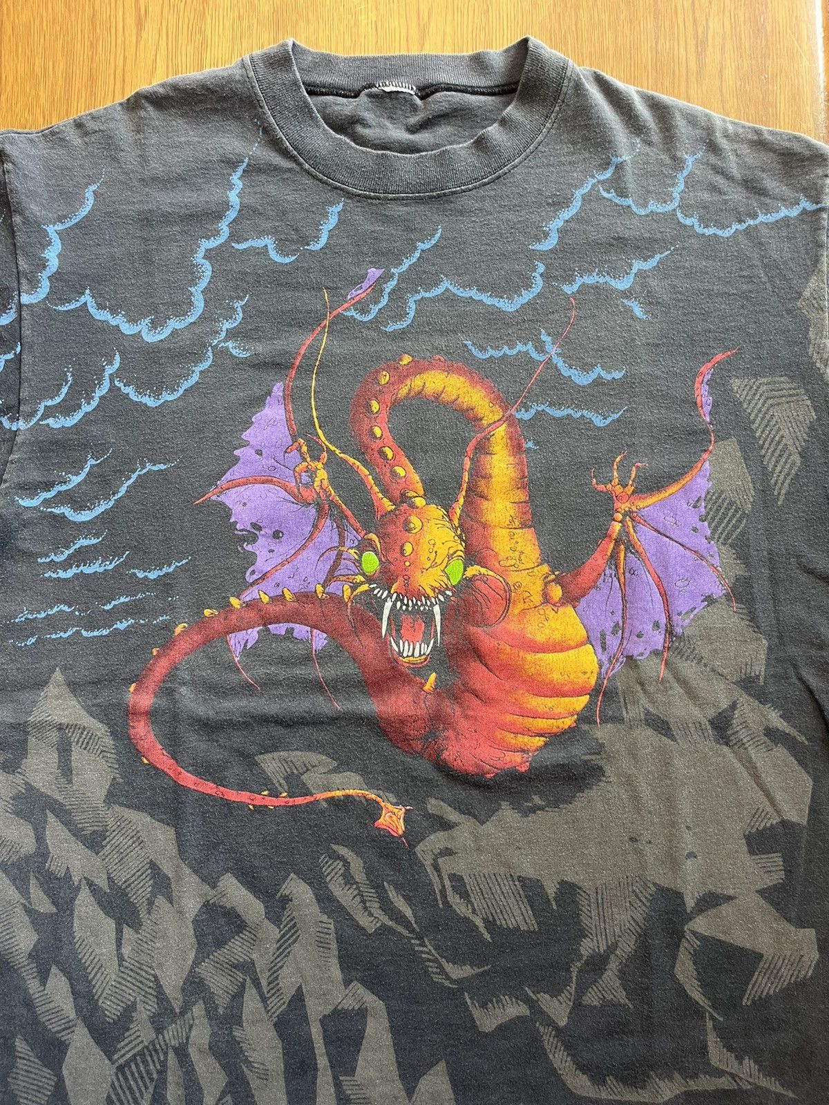 Liquid Blue Vtg Disney Jabberwocky Villains Alice in Wonderland 90’s tee Size US XL / EU 56 / 4 - 6 Thumbnail