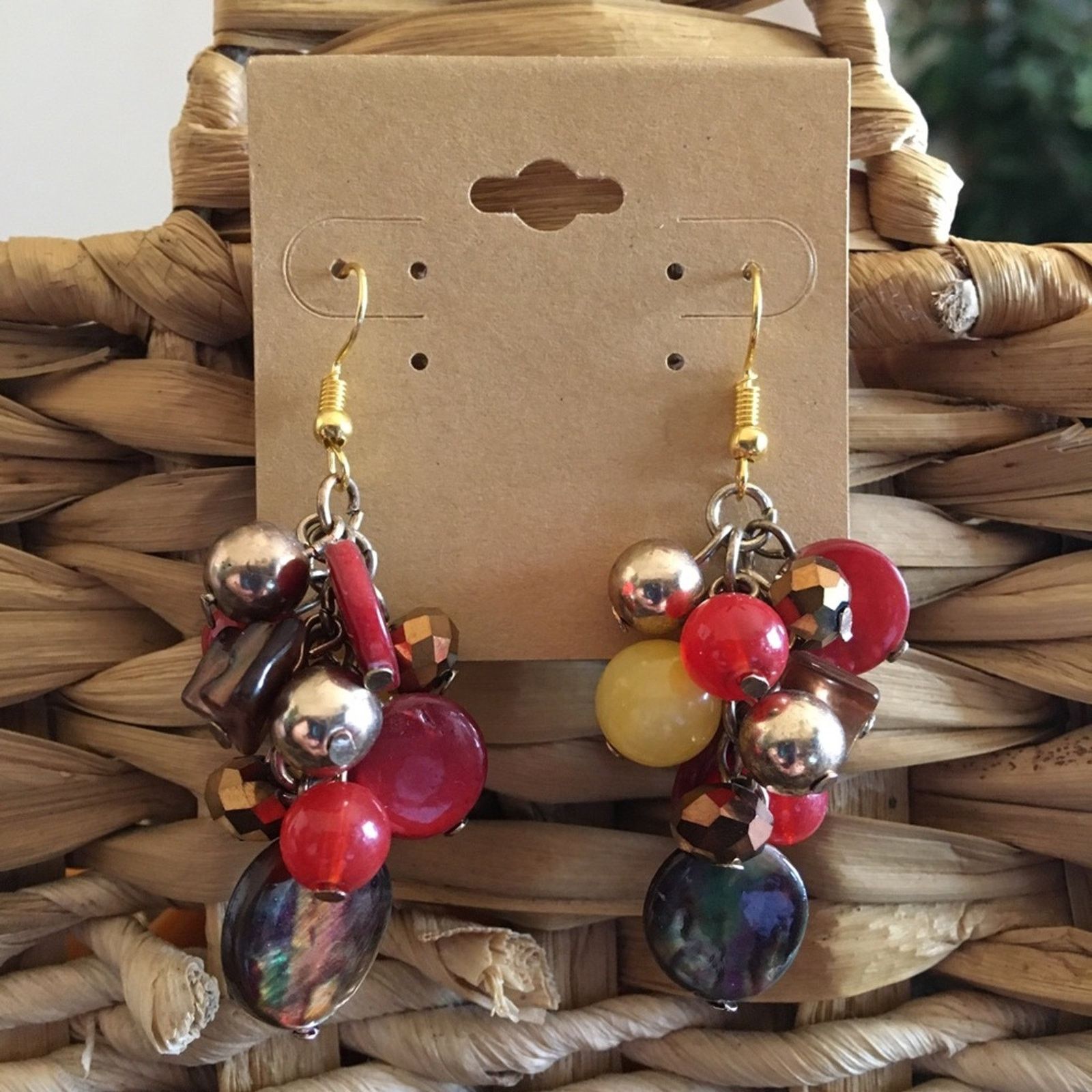Vintage Vintage repurpose bead mix cluster earrings Size ONE SIZE - 1 Thumbnail