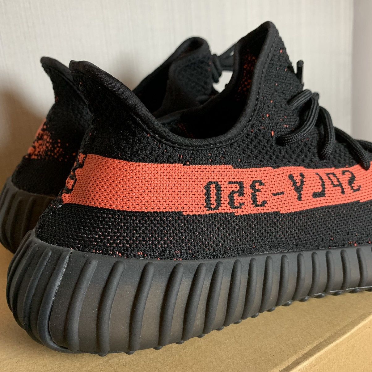 Adidas × Kanye West × Yeezy Yeezy Boost 350 V2 Core Red Size US 11 / EU 44 - 7 Thumbnail