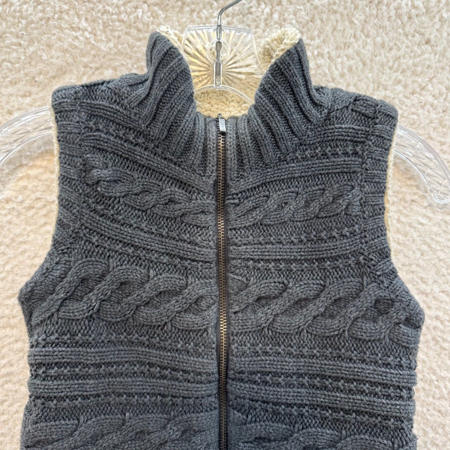 Vintage VINTAGE Y2K Sweater Vest XS Grey Cable Knit Sherpa Boho Whimsigoth Girls Womens XS/XXS The Eagle's Eye"} Size XS / US 0-2 / IT 36-38 - 3 Thumbnail