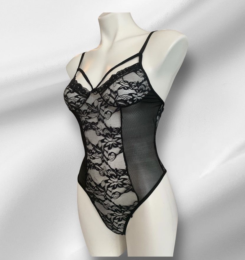 Designer NWT Black Lace Embroidered Mesh One-Piece Bodysuit S/M Size M / US 6-8 / IT 42-44 - 4 Thumbnail