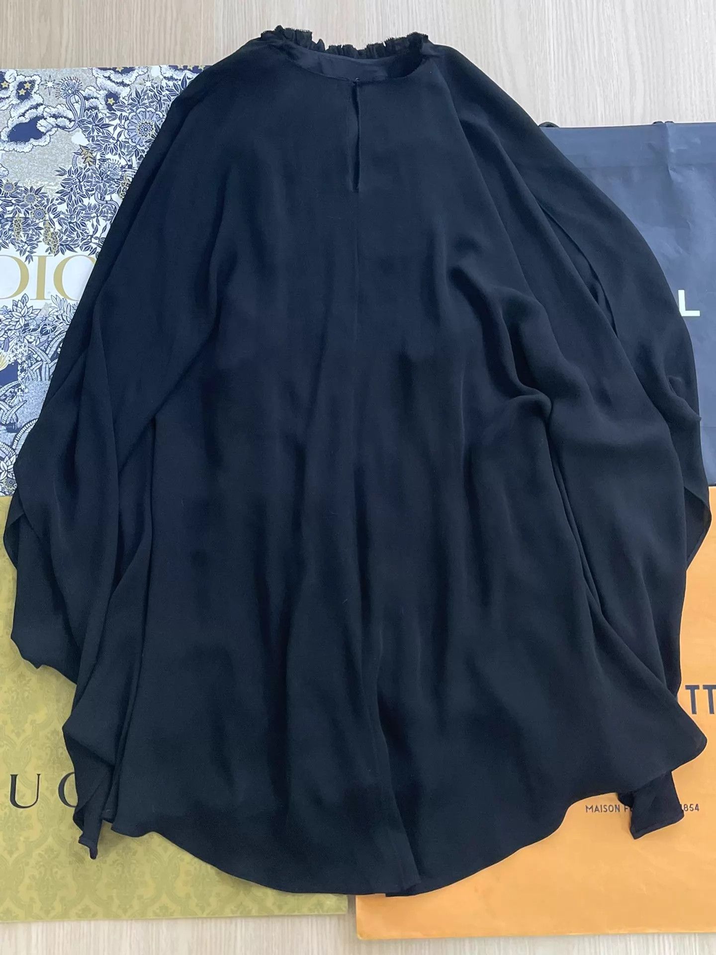 Valentino Valentino Women's Black Pleated Cape Dress Size 42 Size M / US 6-8 / IT 42-44 - 2 Thumbnail