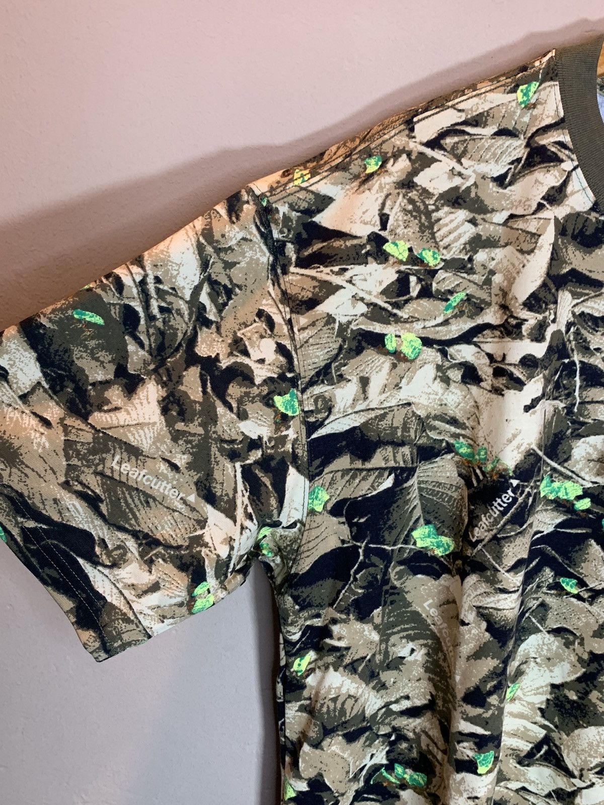 Nike ACG *RARE* New Nike ACG Leafcutter Camouflage T-Shirt - Large Size US L / EU 52-54 / 3 - 4 Thumbnail