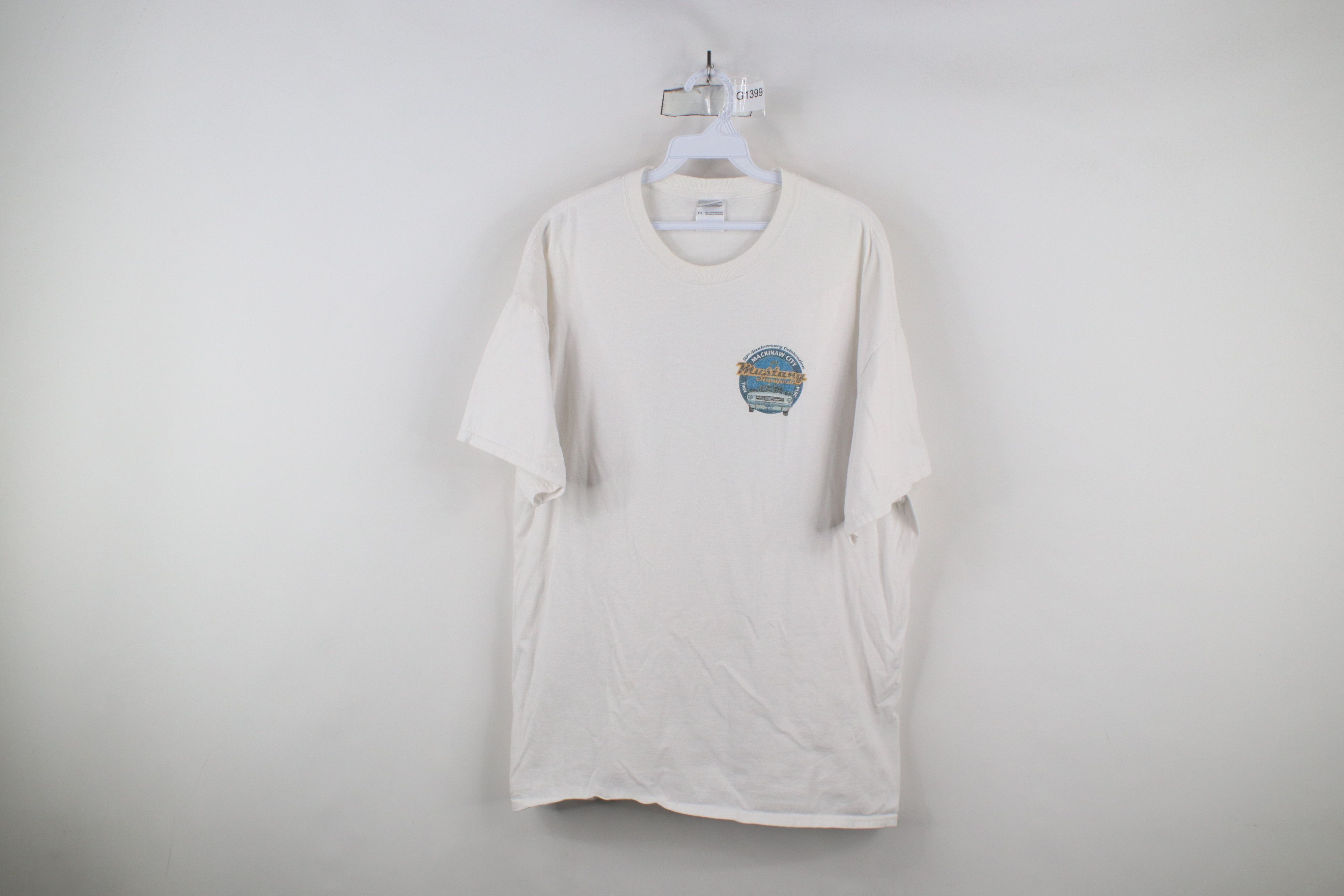 Vintage Vintage Y2K Mackinaw Ford Mustang Stampede Car Show T-Shirt Size US XL / EU 56 / 4 - 1 Thumbnail