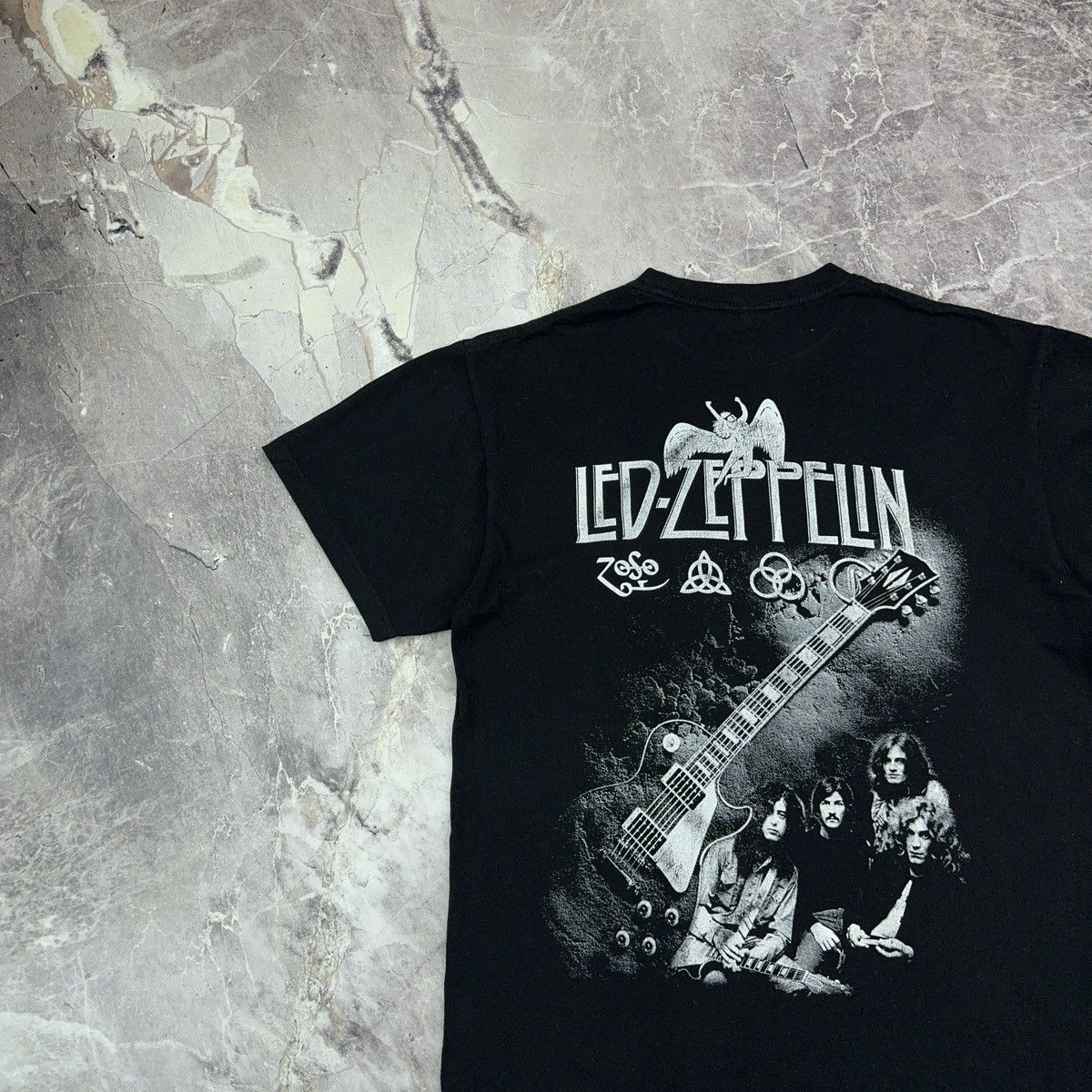 Band Tees × Led Zeppelin Vintage 00s Led Zeppelin T shirt Big Logo Zoso Rock Merch M Size US M / EU 48-50 / 2 - 15 Thumbnail