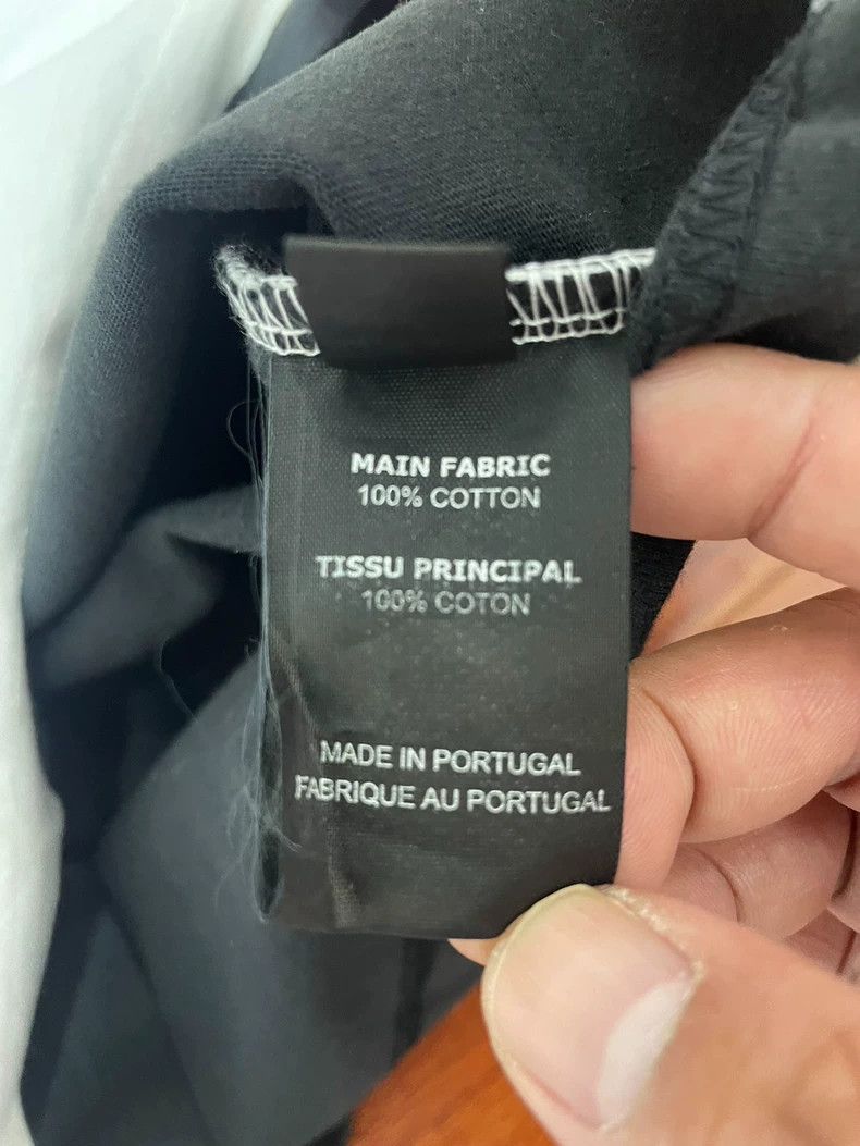 Vetements Vetements Fake two-piece, size L, shoulder width 49, chest Size US L / EU 52-54 / 3 - 5 Thumbnail
