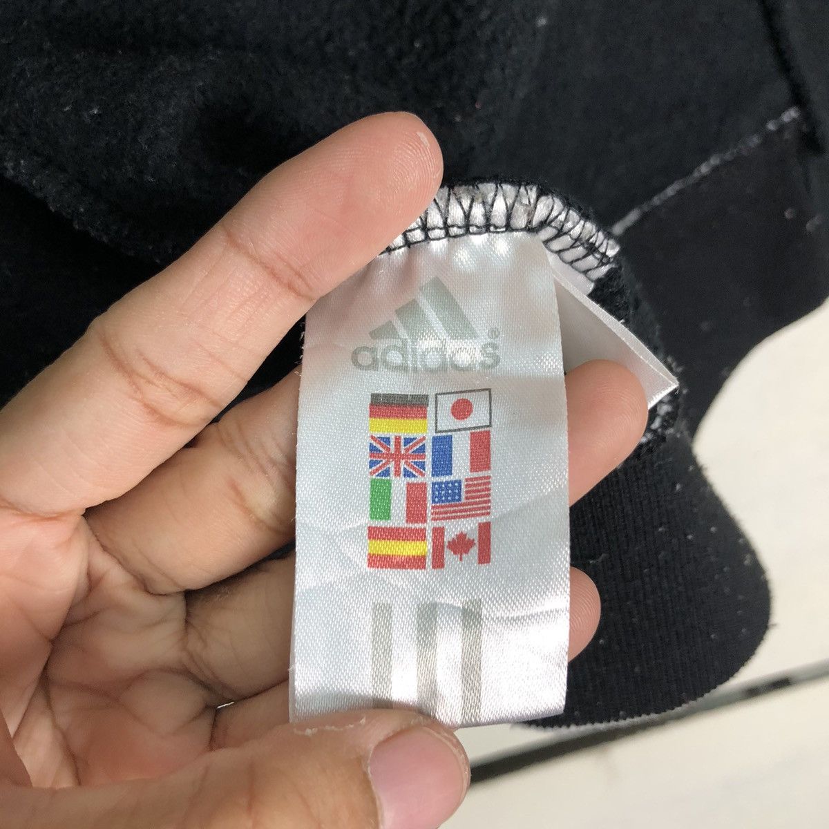 Adidas × Japanese Brand Adidas hoodie sweater jacket rare casual design small Size US S / EU 44-46 / 1 - 20 Thumbnail