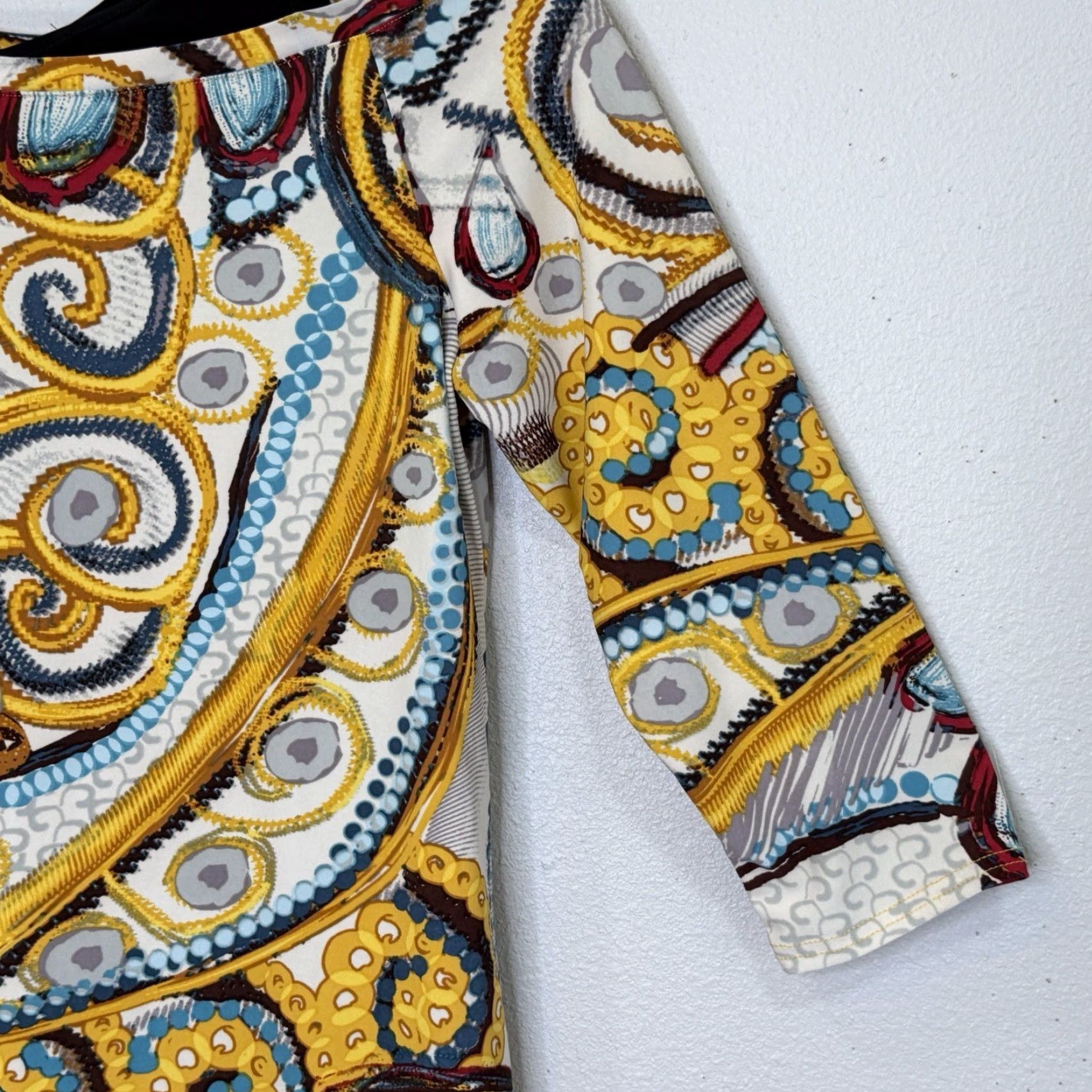 Vintage VINTAGE Attitudes by Renee Como Jersey Asymmetric Neckline Tunic Top Women's Medium Yellow Paisley Print 3/4 Sleeve Stretch Size M / US 6-8 / IT 42-44 - 4 Thumbnail