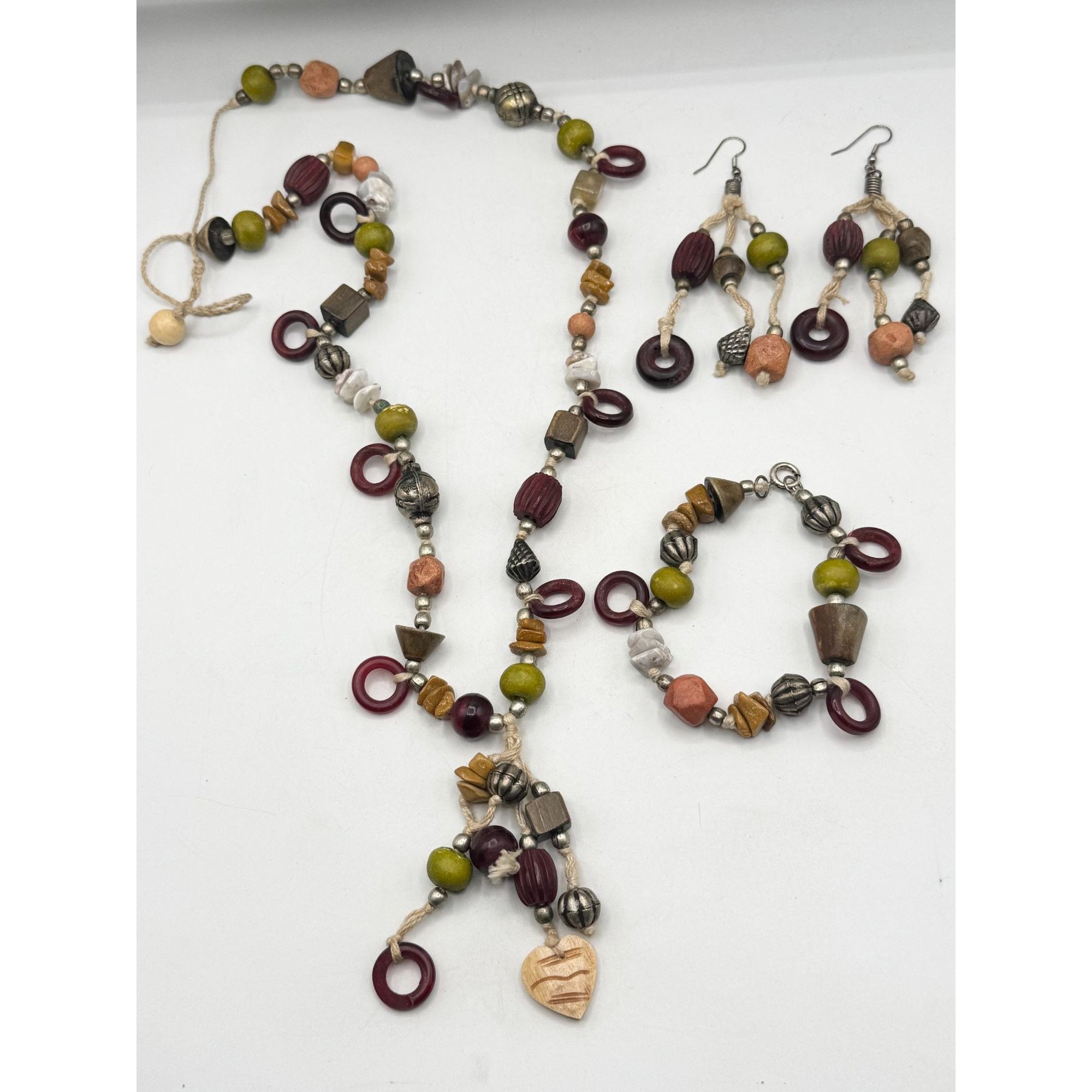 Vintage Vintage wood stone charm necklace bracelet and earrings set Size ONE SIZE - 7 Thumbnail