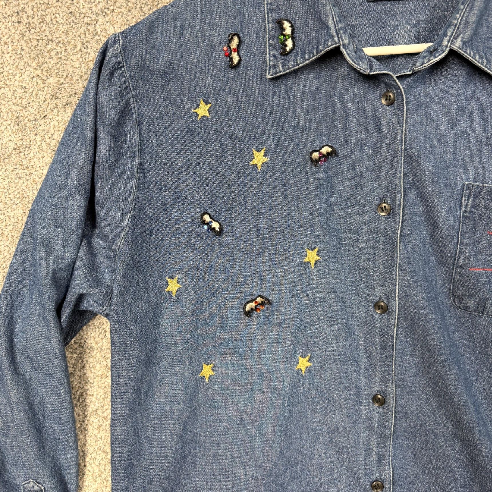 Vintage VTG Karen Scott Button-Up Denim Shirt XL Women Halloween Embroidered Witch Bat Stars 90s Century Winter Size XL / US 12-14 / IT 48-50 - 2 Thumbnail