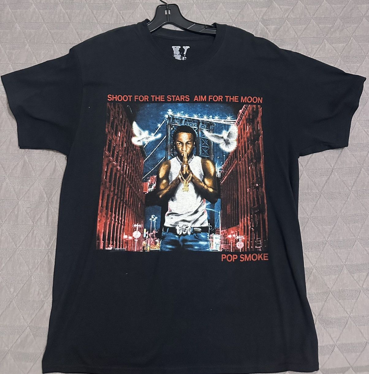 Vlone Vlone x Pop Smoke Shoot for the Stars aim for the Moon Size US L / EU 52-54 / 3 - 1 Thumbnail
