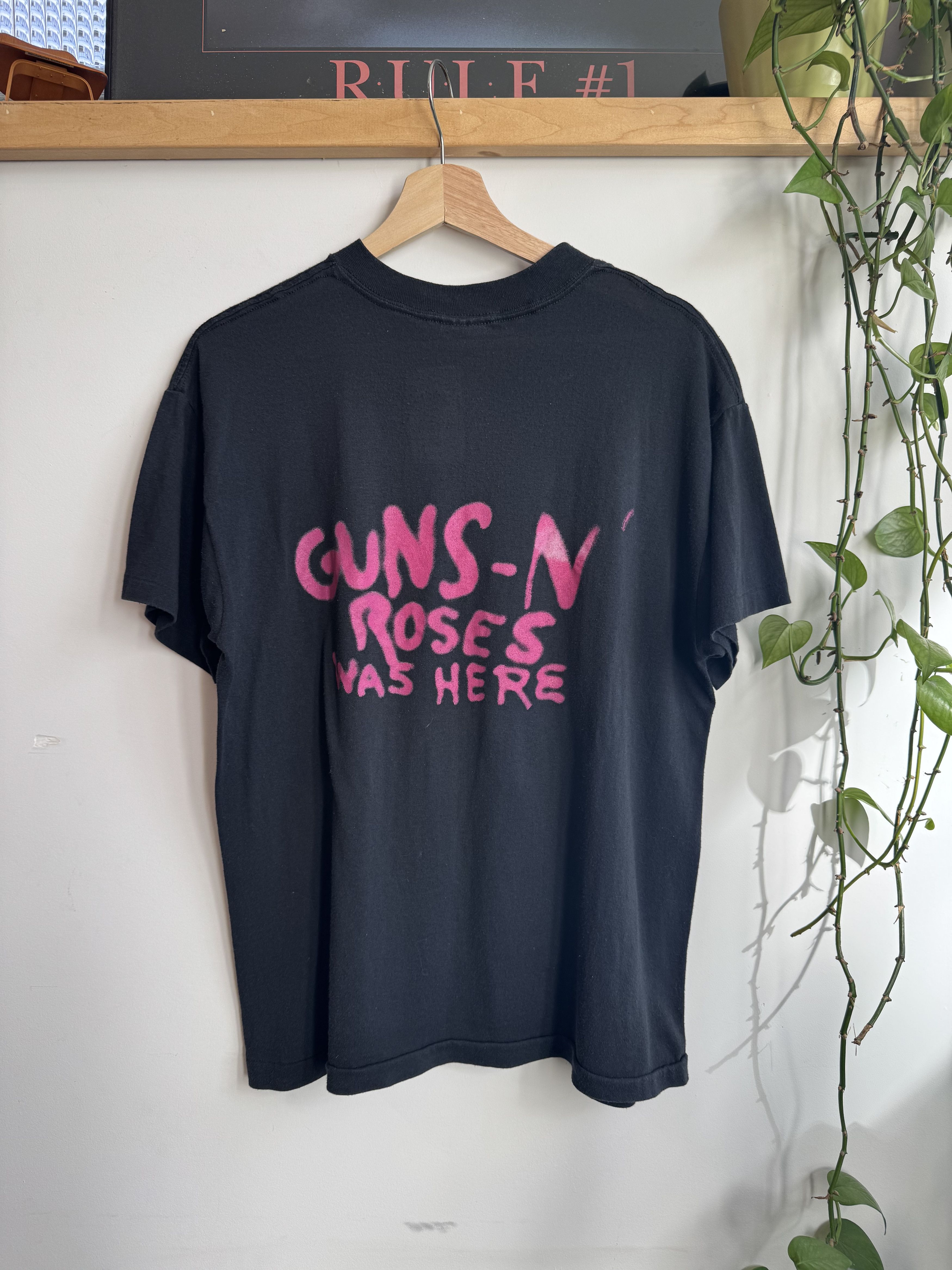 Vintage 1989 Guns N Roses Was Here Band Tshirt Size L Size US L / EU 52-54 / 3 - 2 Thumbnail