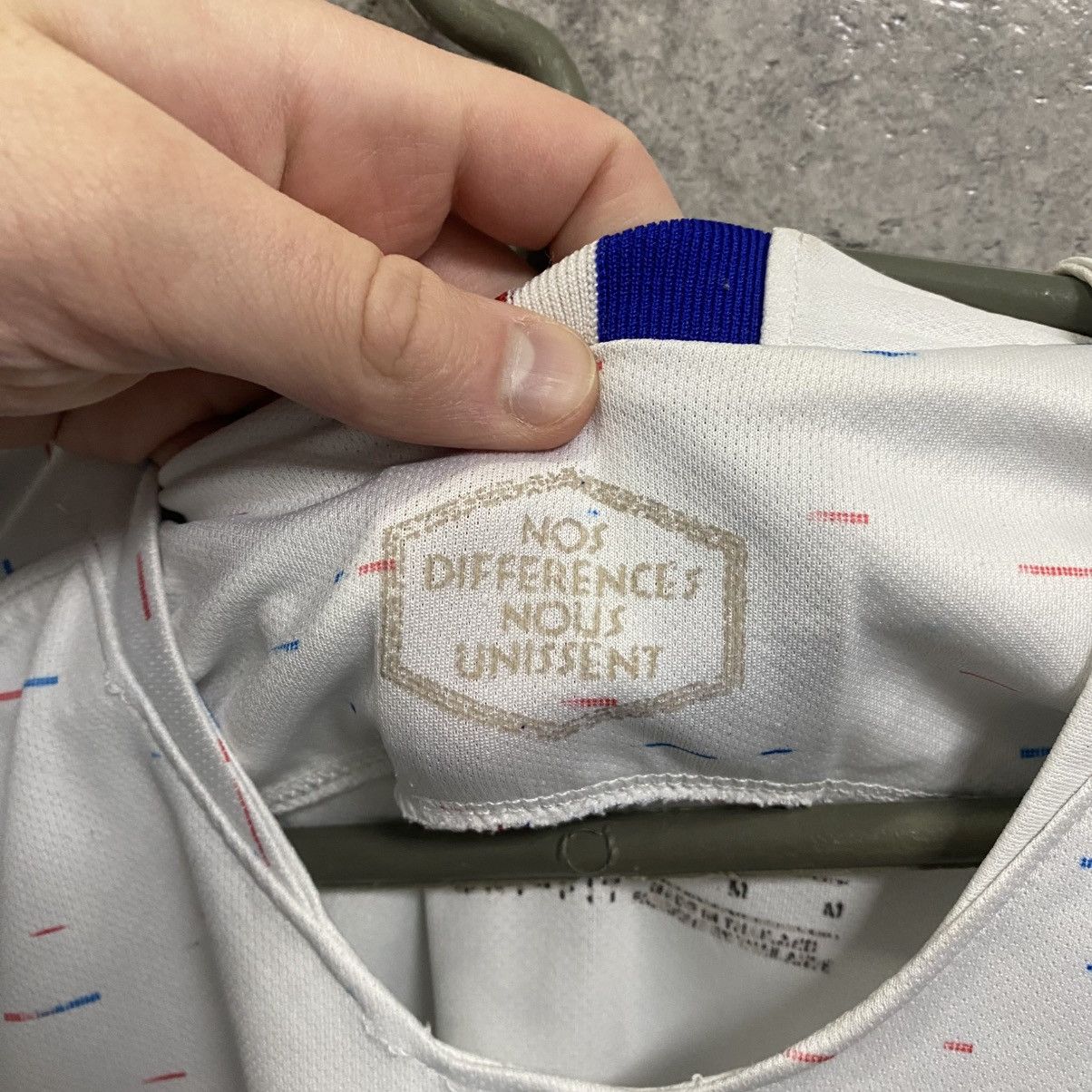 Nike Nike France 2018 World Cup Away Soccer Jersey Shirt Kit Hype Size US M / EU 48-50 / 2 - 8 Thumbnail