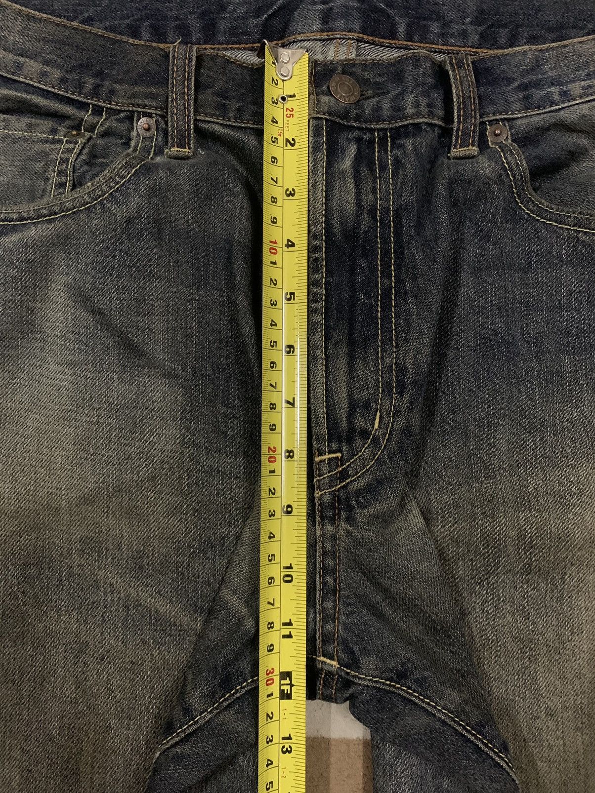 GU × Undercover Vintage Japanese Brand GU Dark Mud Washed Loose Ripped Jeans Size US 33 - 17 Thumbnail