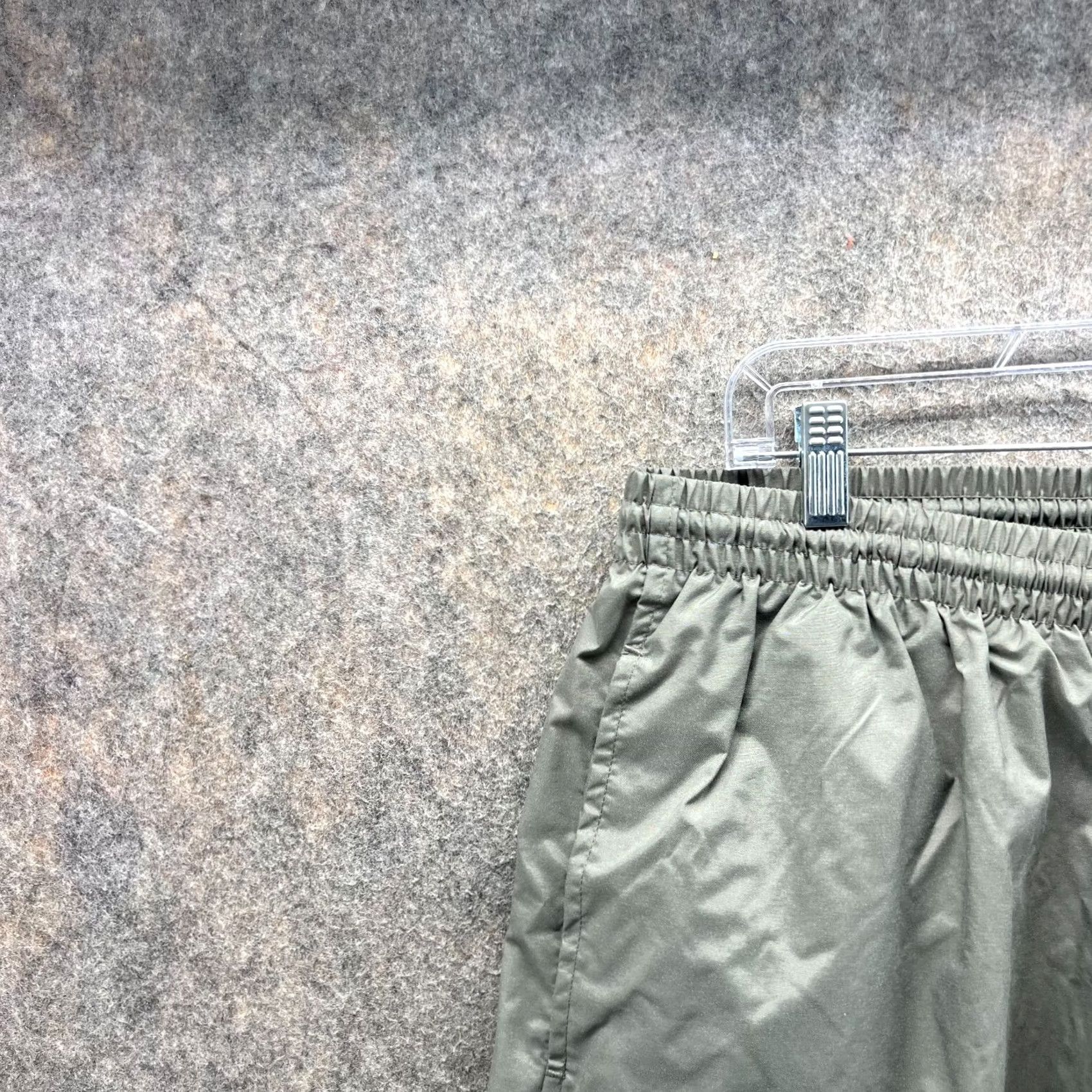 Nike VINTAGE Nike Pants Mens XXL Gray Nylon Fleece Lined Windbreaker Cargo Y2K Baggy Size US 39 - 6 Thumbnail