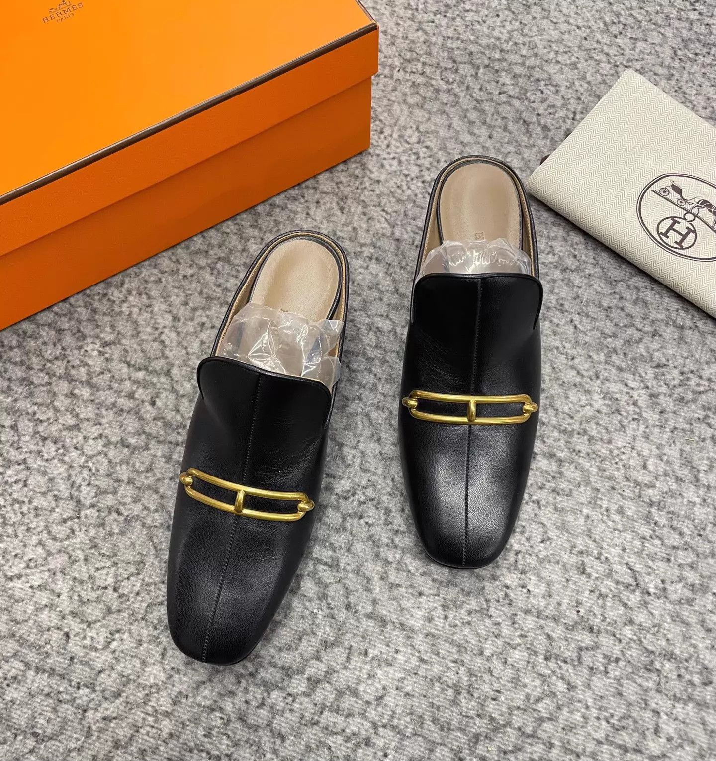 Hermes Hermes Pigalle Heels with Box Size 36.5 Size US 6 / IT 36 - 2 Thumbnail