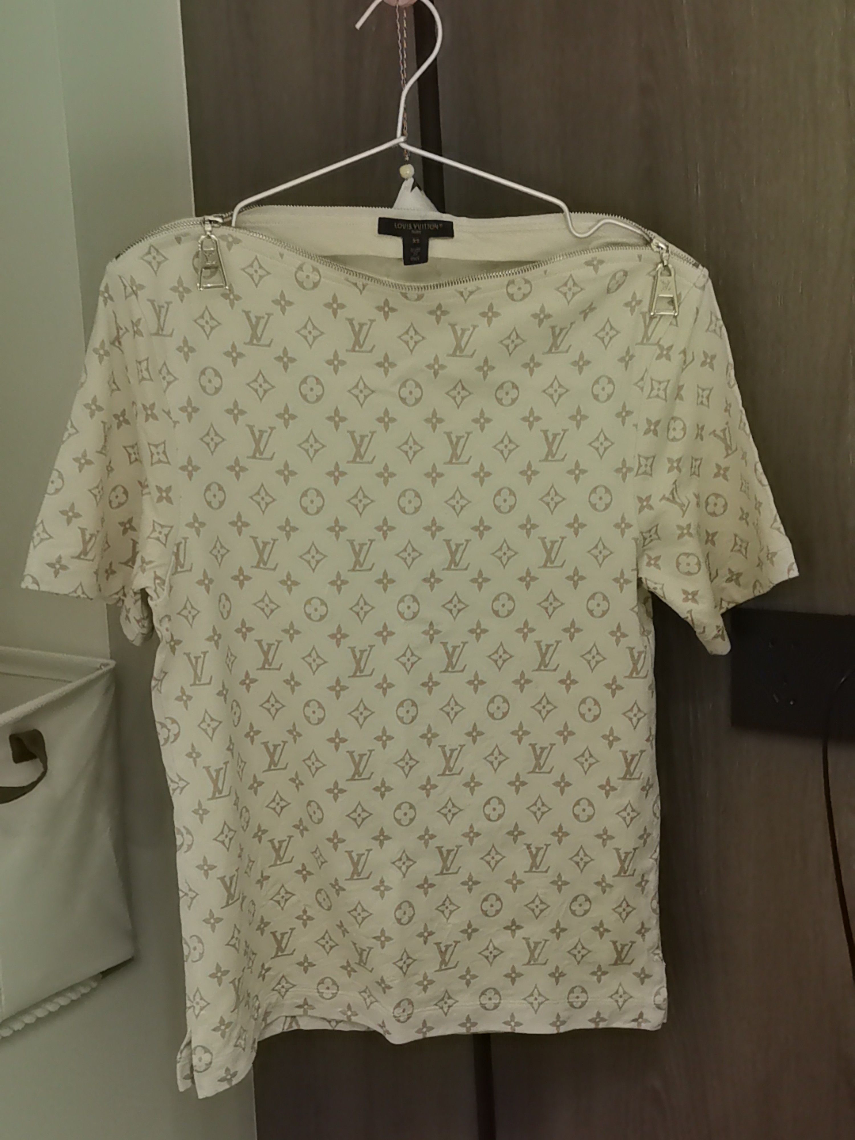 Louis Vuitton Louis Vuitton Monogram Short Sleeve T-Shirt Size XS Size XS / US 0-2 / IT 36-38 - 1 Thumbnail