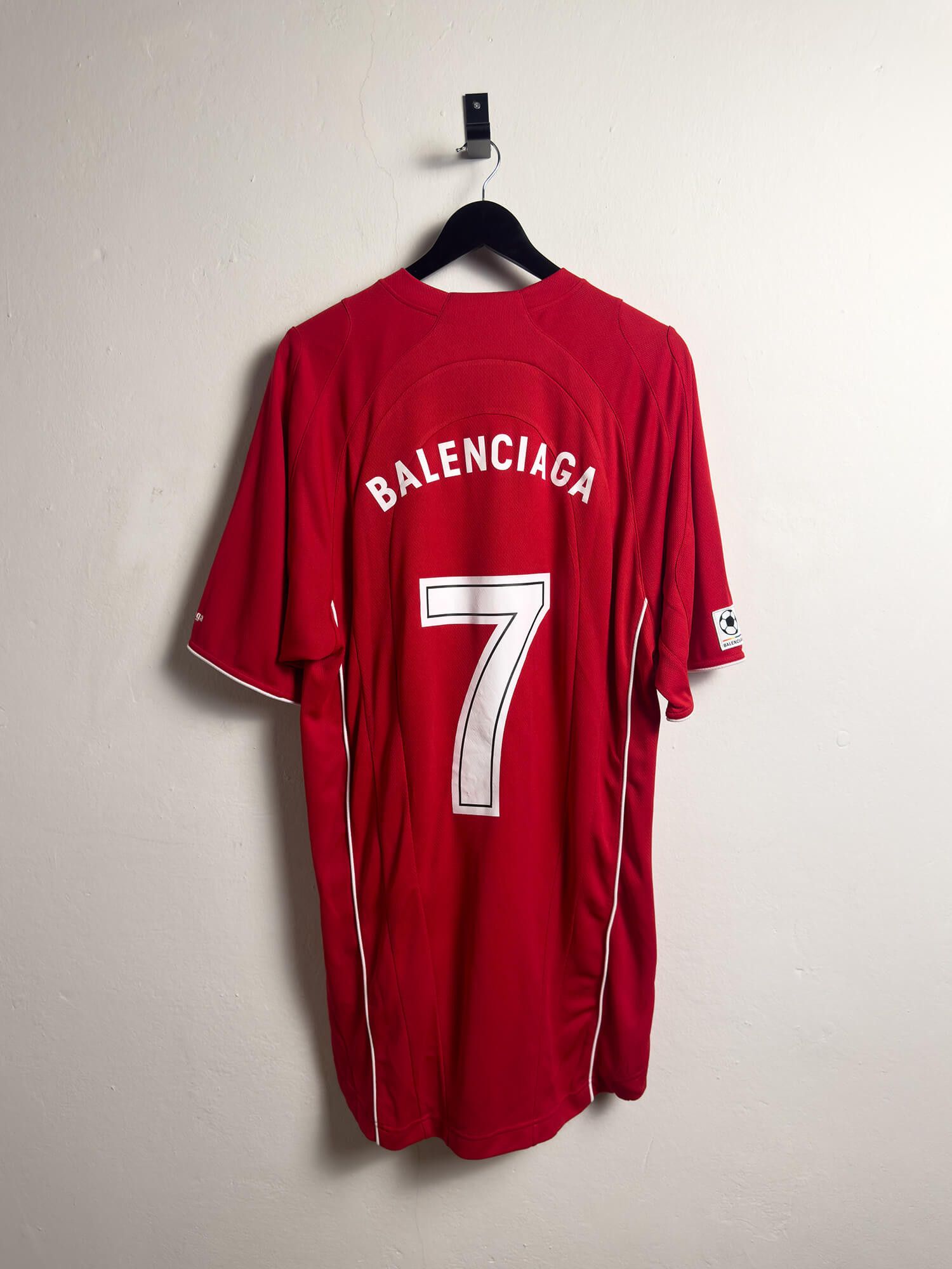 Balenciaga Balenciaga Red Soccer Jersey Size US S / EU 44-46 / 1 - 2 Thumbnail