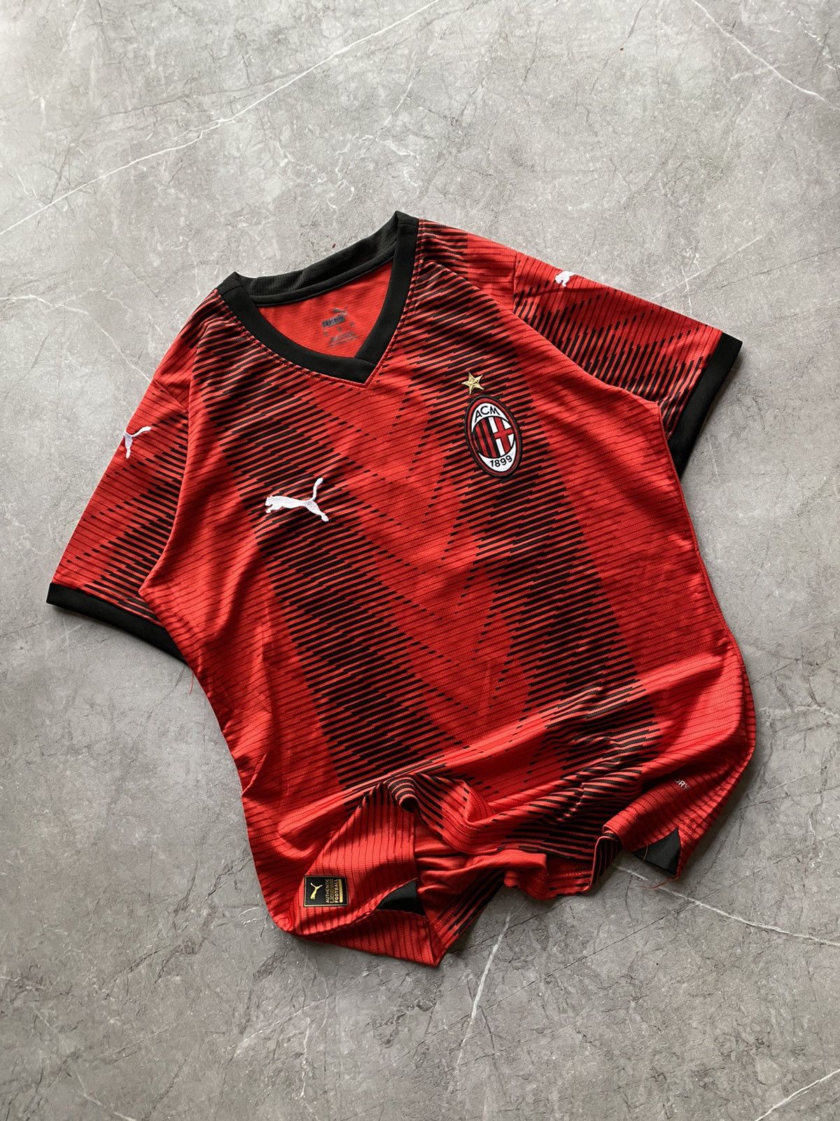Puma Puma AC Milan 2023/24 # 10 Rafa Leao Home Soccer Jersey Size US S / EU 44-46 / 1 - 1 Thumbnail