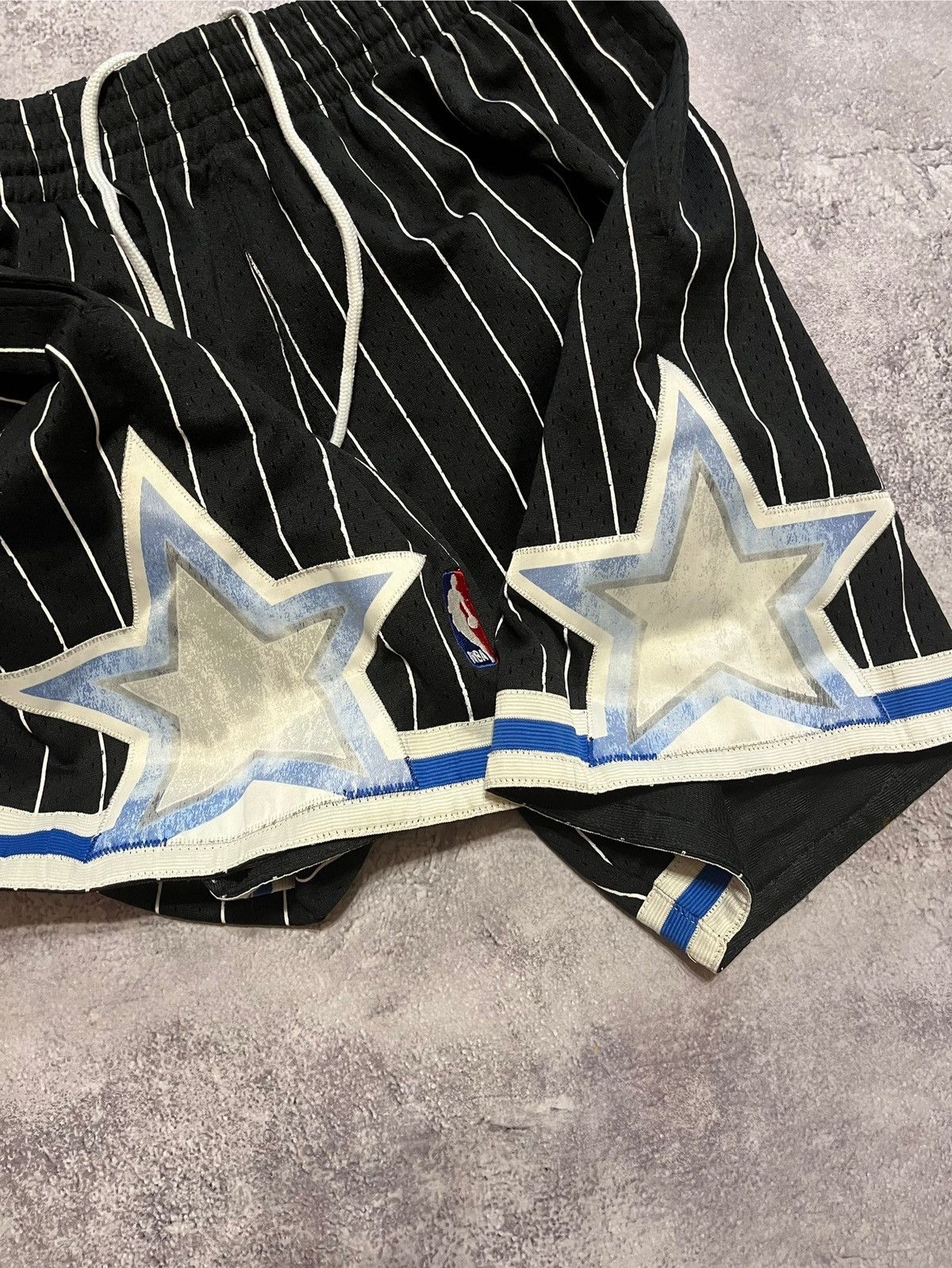 Mitchell & Ness Orlando Magic NBA shorts Size US 32 / EU 48 - 3 Thumbnail