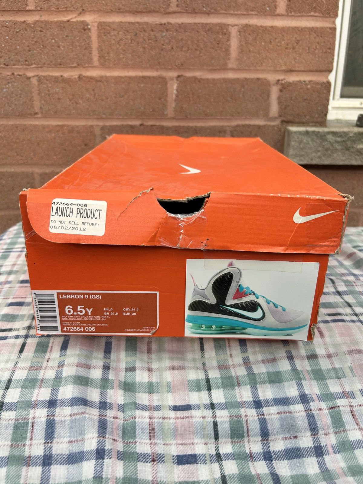 Nike Nike Lebron 9 GS South Beach Size US 6.5 / EU 39-40 - 9 Thumbnail
