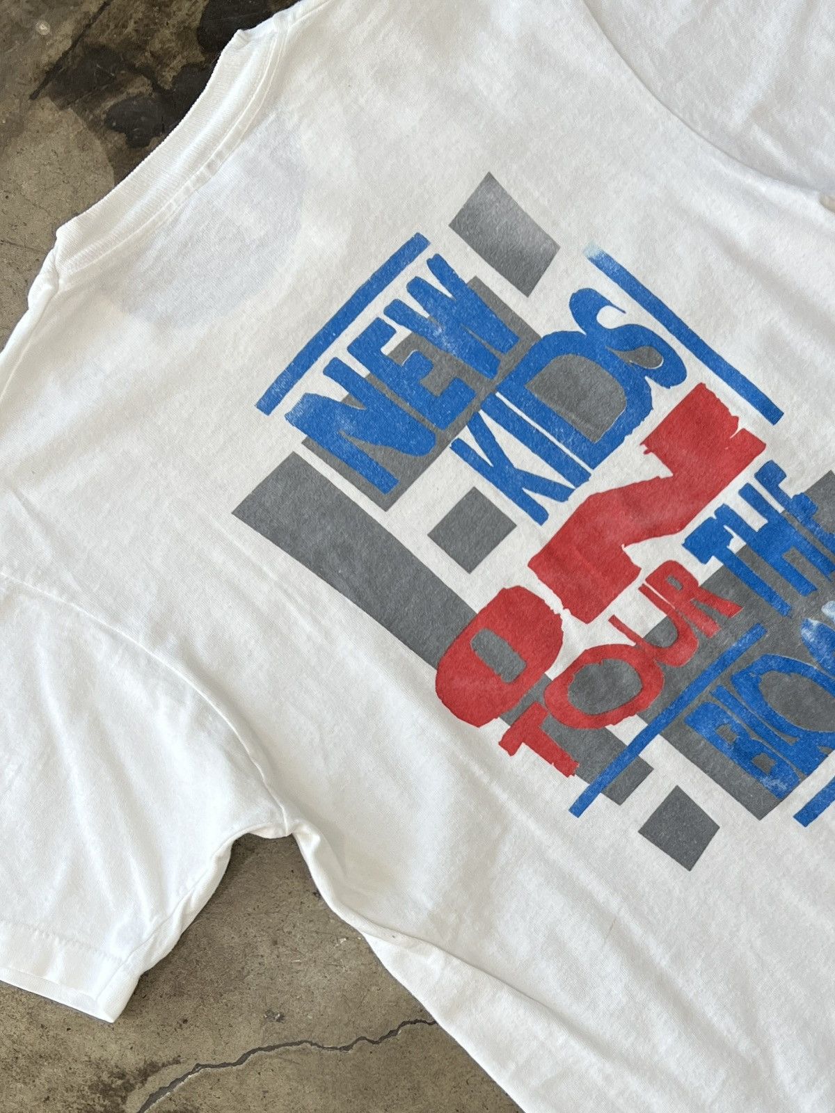 Band Tees Vintage 1988 New Kids on the Block backstage pass Tee Medium Size US M / EU 48-50 / 2 - 4 Thumbnail