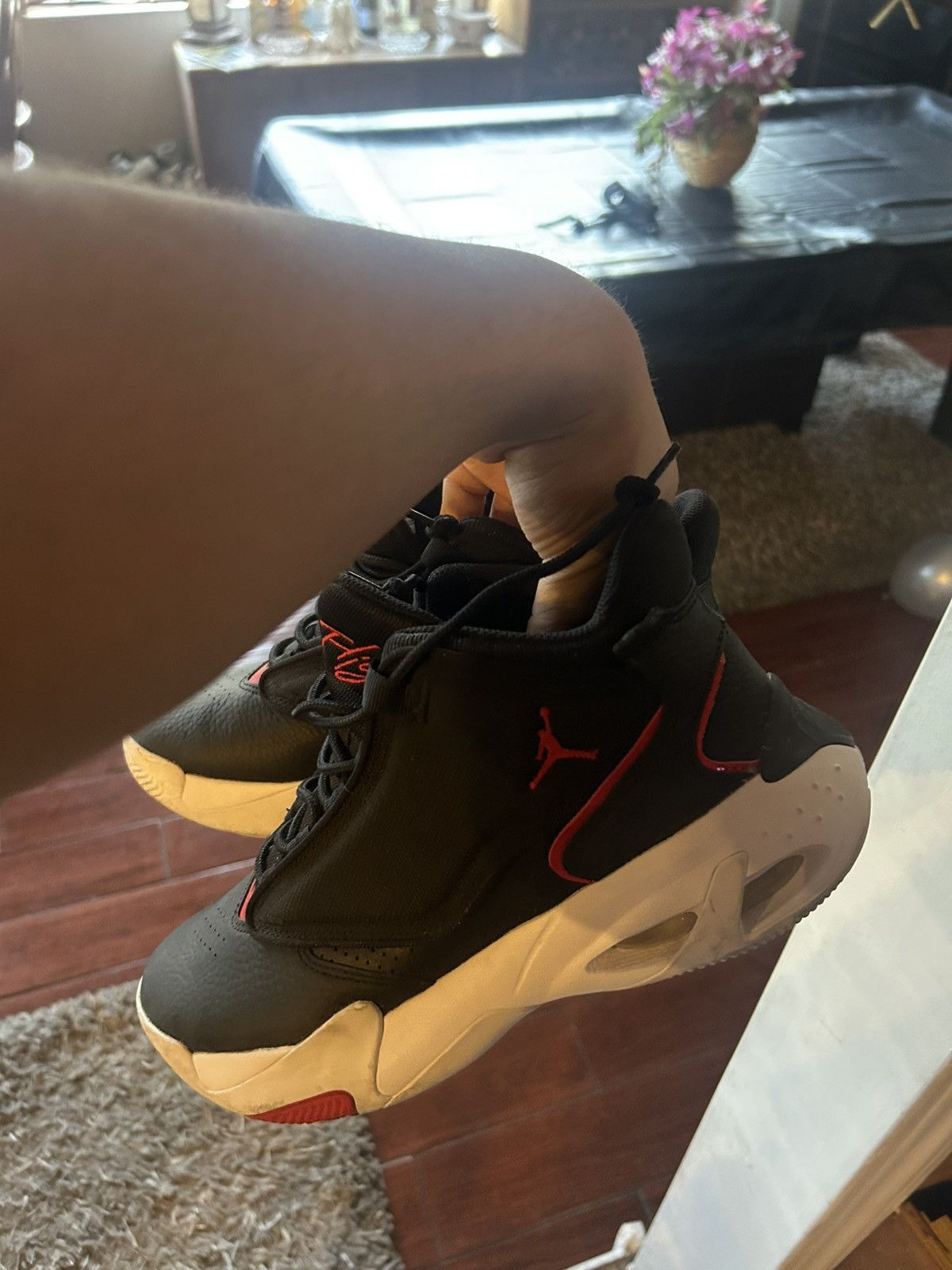 Jordan Brand AJ Aura Max 4 Bred Size US 9.5 / EU 42-43 - 2 Thumbnail