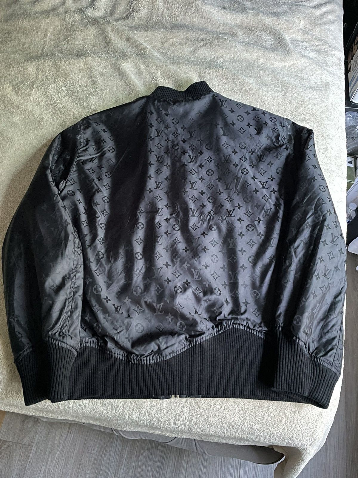 Louis Vuitton Louis Vuitton Reversible Black Leather Monogram Jacket Size US M / EU 48-50 / 2 - 8 Thumbnail