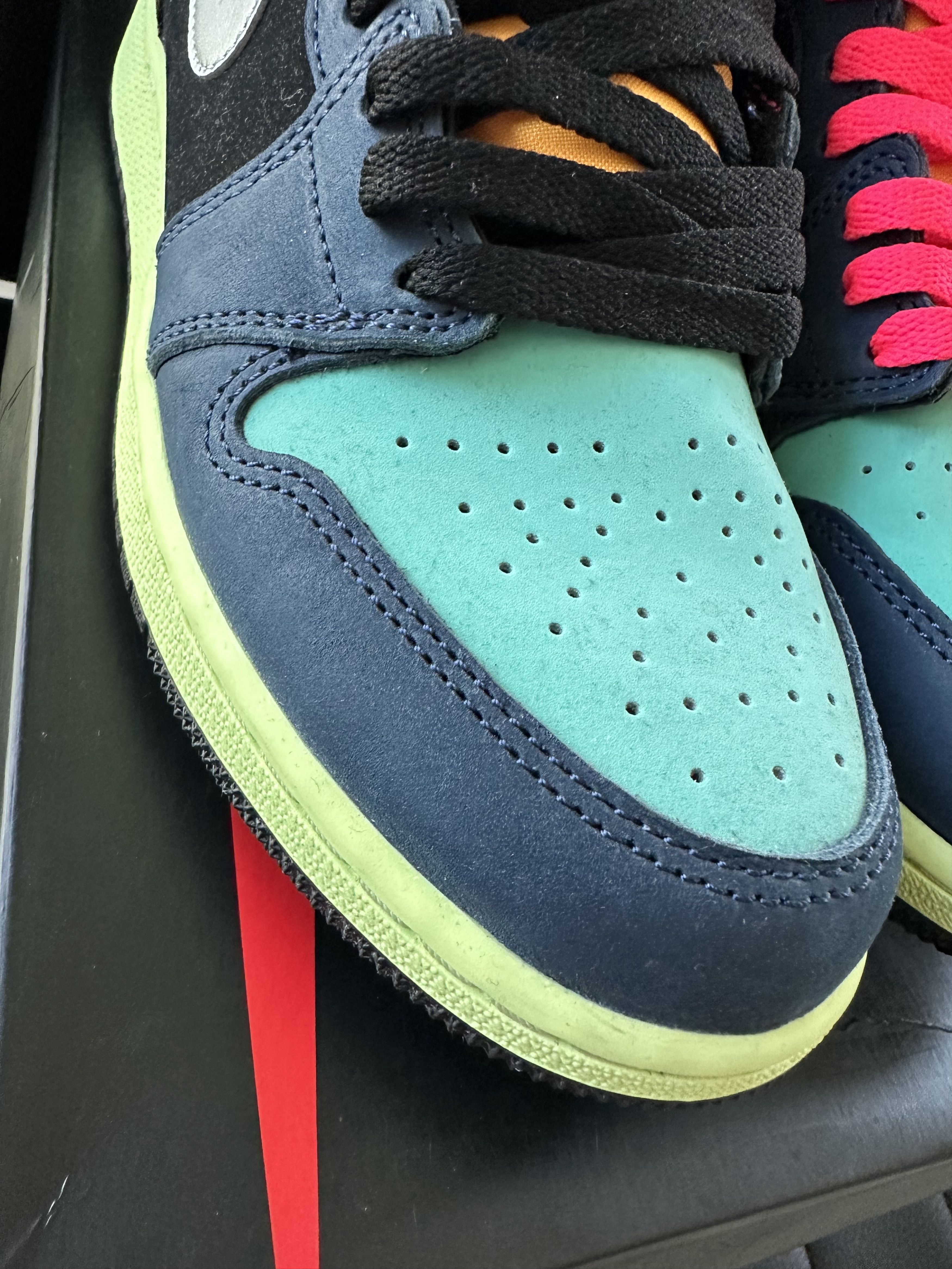 Jordan Brand × Nike PREOWNED YOUTH JORDAN 1 HIGH RETRO OG "BIO HACK" Size US 6.5 / IT 36.5 - 2 Thumbnail