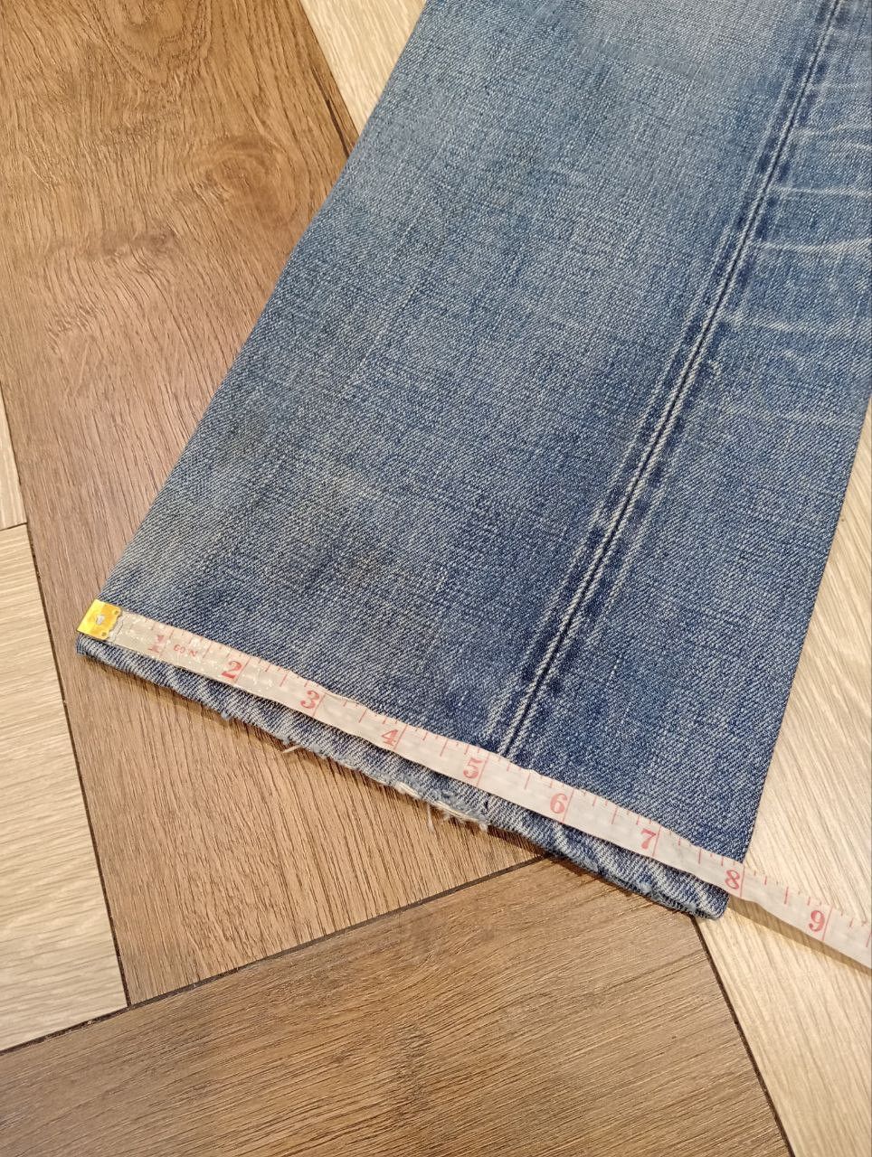 Levi's Vintage Clothing LEVI'S VINTAGE 501 CAPITAL E SELVEDGE BLUE DENIM JEANS Size US 30 / EU 46 - 23 Thumbnail