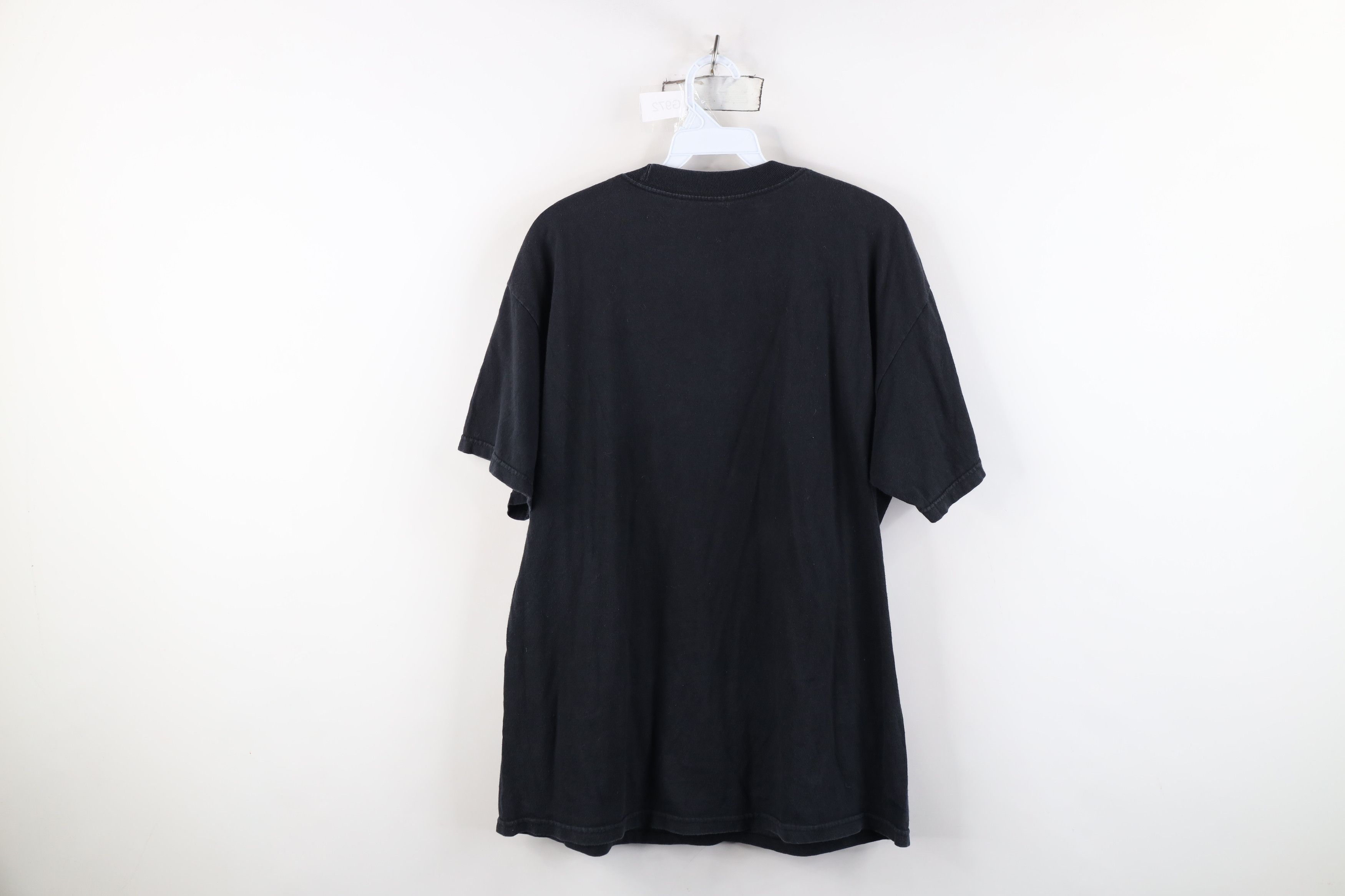 Vintage Vintage Y2K Streetwear Sick and Twisted Skull T-Shirt Black Size US L / EU 52-54 / 3 - 11 Thumbnail