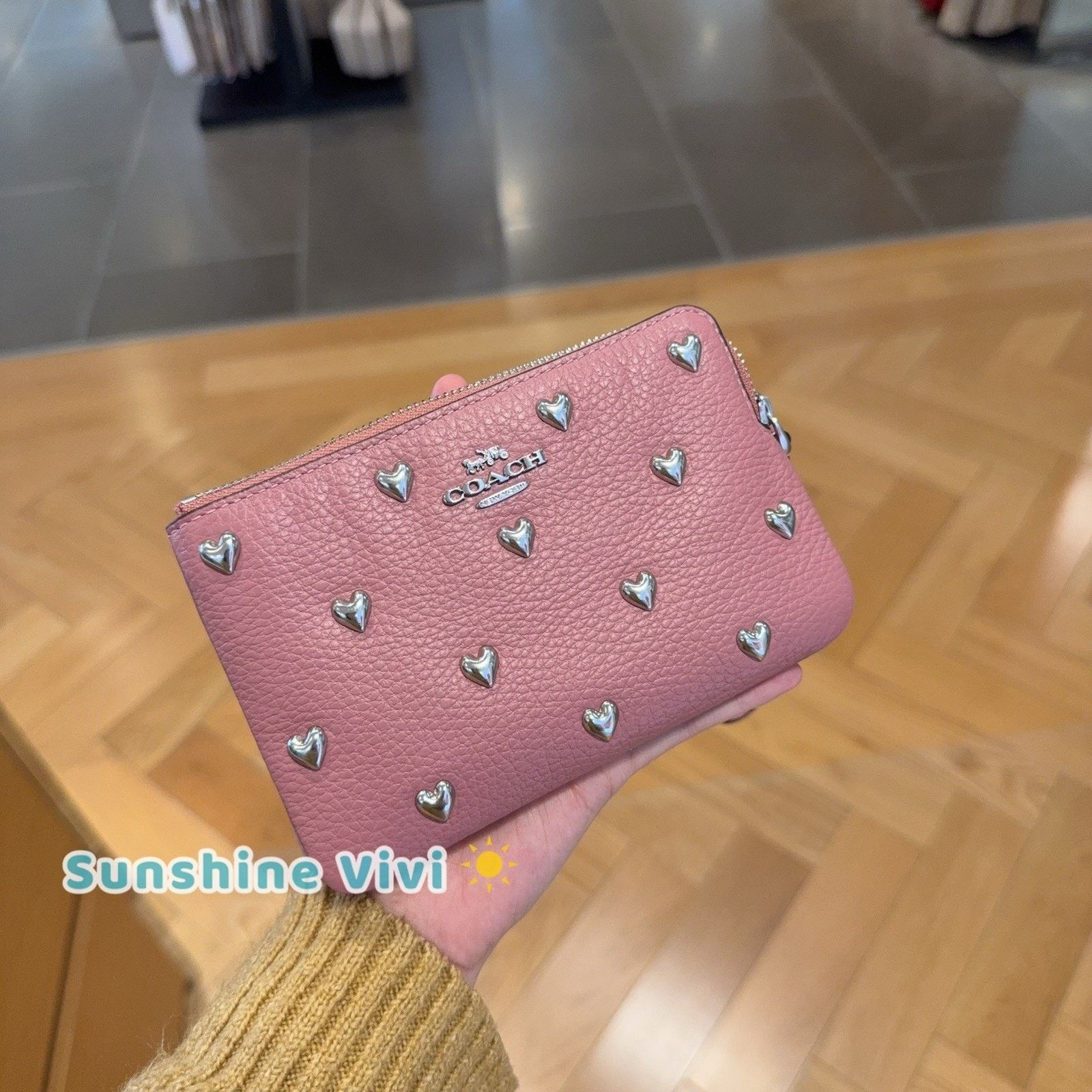 Coach NWT Coach Corner Zip Wristlet Heart Rivets CDF06 PEONY Size ONE SIZE - 1 Thumbnail