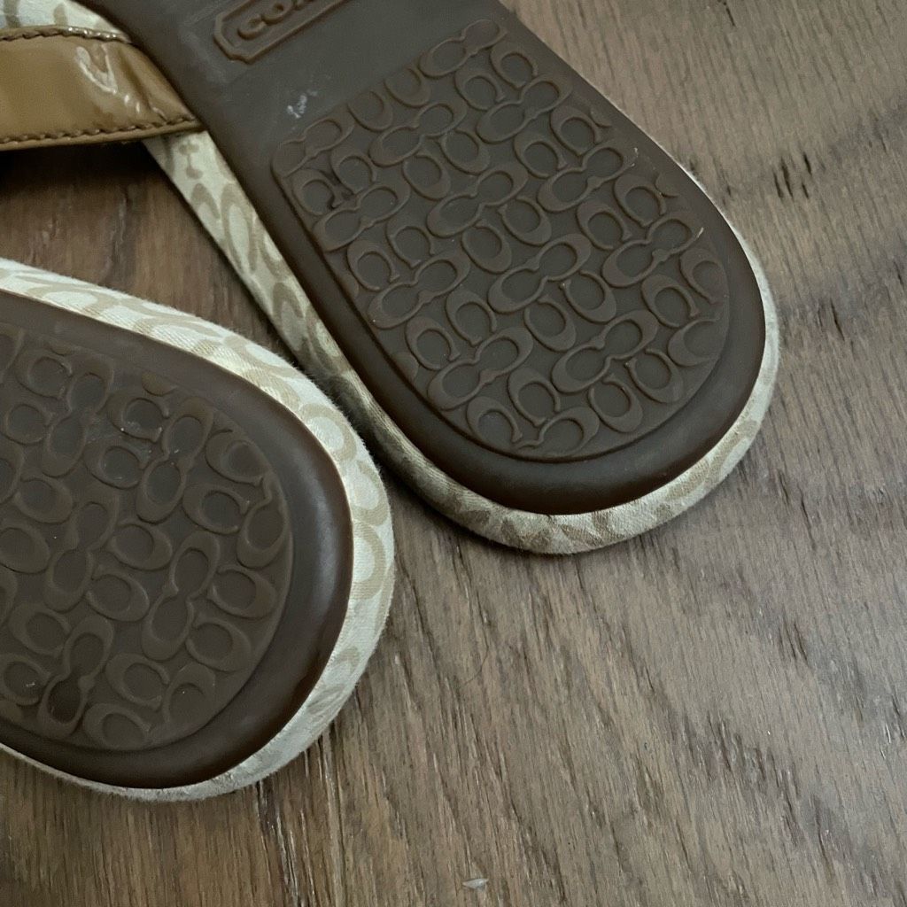 Coach Coach Petra Brown Butterfly Thong Slip-On Flip Flop Sandals Size US 8.5 / IT 38.5 - 9 Thumbnail
