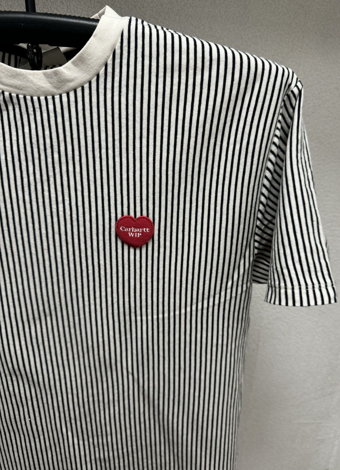 Carhartt Wip Carhartt wip vintage stripped t-shirt M sz Size US M / EU 48-50 / 2 - 4 Thumbnail