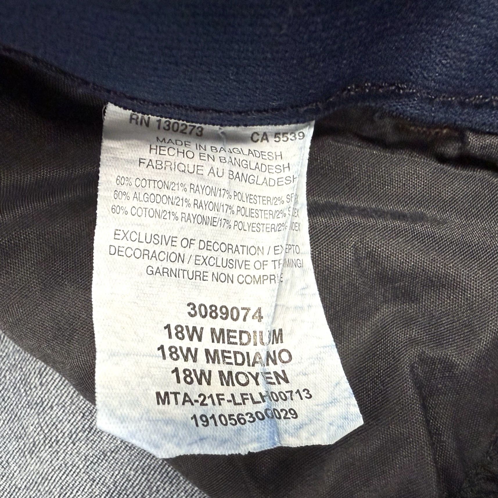 Lee Lee Jeans Womens 18W Plus Blue Flex Motion Regular Fit Straight Leg High Rise 30in Inseam Size 40" / US 18 - 3 Thumbnail