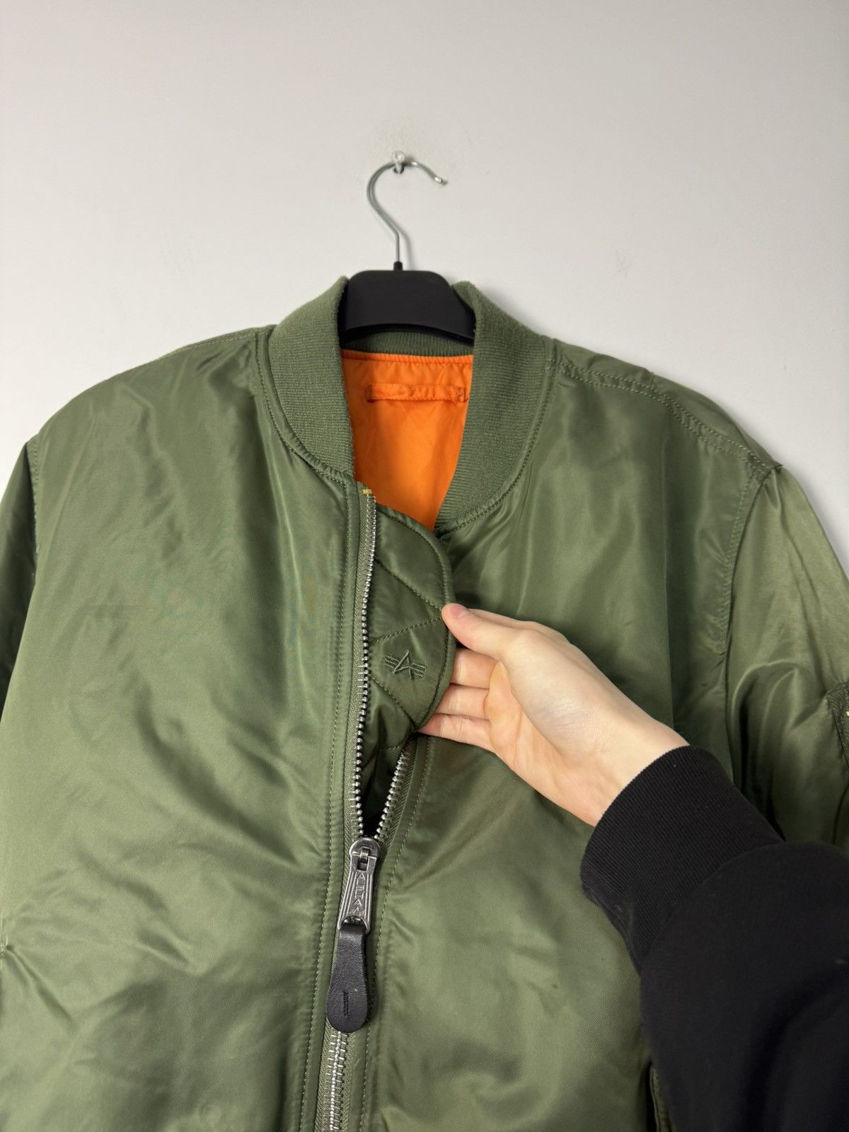Alpha Industries Alpha Industries MA-1 Bomber Jacket Reversible Olive Vintage Size US M / EU 48-50 / 2 - 11 Thumbnail