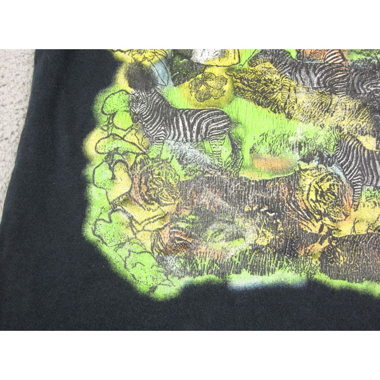 Vintage VINTAGE Safari Wildlife Mens Shirt Medium Black Zebra Tiger Giraffe Graphic 90s Size US M / EU 48-50 / 2 - 5 Thumbnail