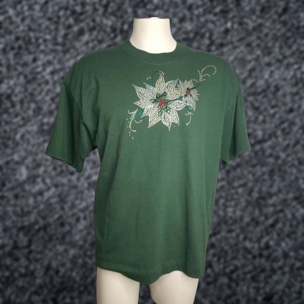 Jerzees VINTAGE Mens XL Bling Embellished Poinsettia Ugly Christmas T Shirt Celebrity Style Embellished Tee 1990s Green Mens Size US XL / EU 56 / 4 - 1 Thumbnail