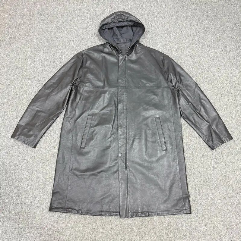 Prada Prada M Black Leather Men's Coat Size US M / EU 48-50 / 2 - 1 Thumbnail
